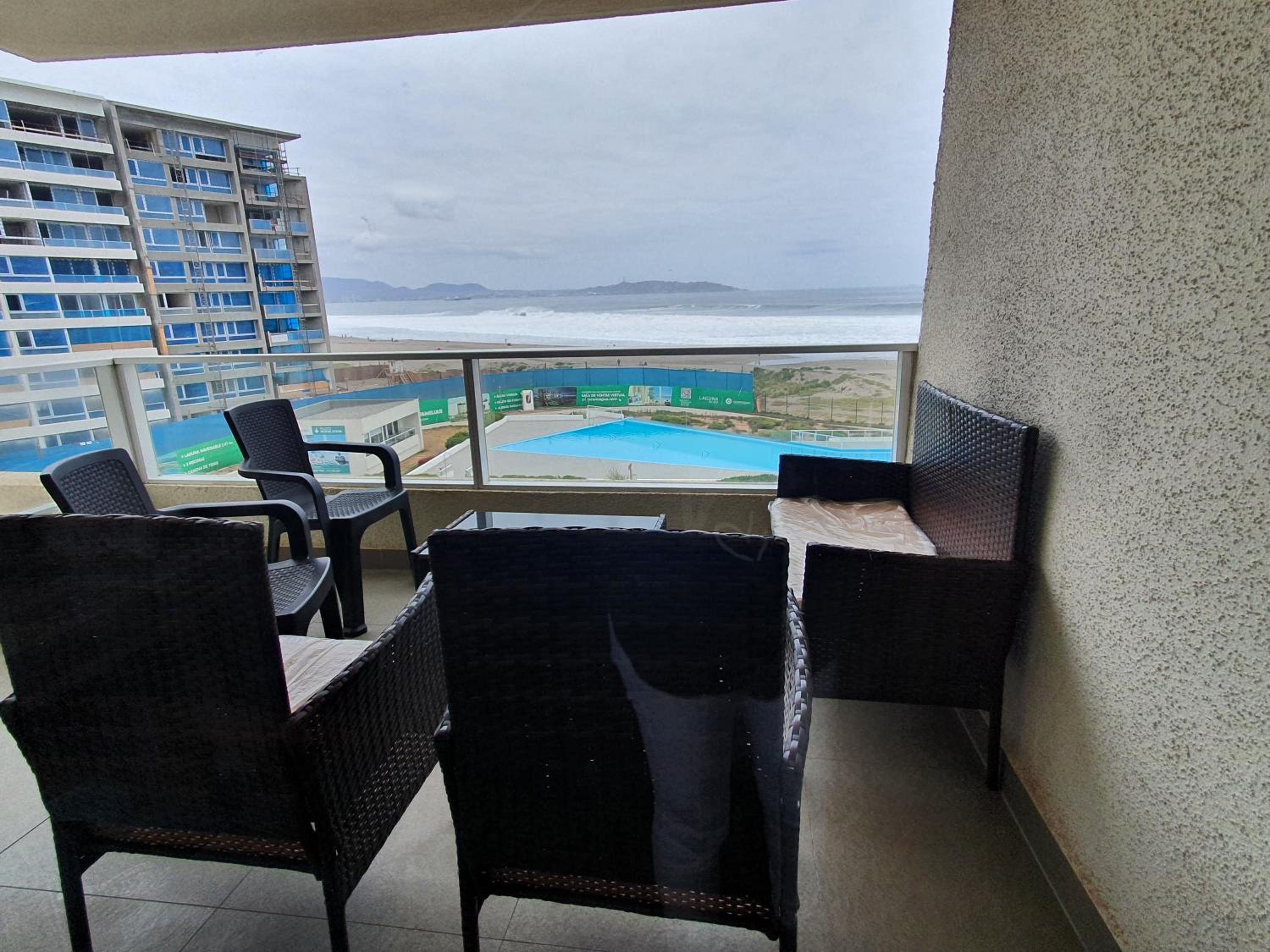DEPARTAMENTO FRENTE AL MAR EN RESORT Laguna del Mar 7P