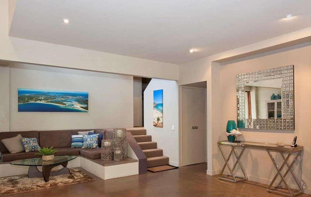 Sunshine Beach Retreat, Pool, Backyard