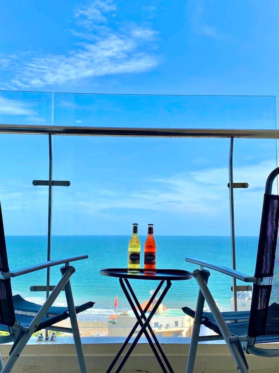 Nice Oasky Sea View Apartment in Vung Tau