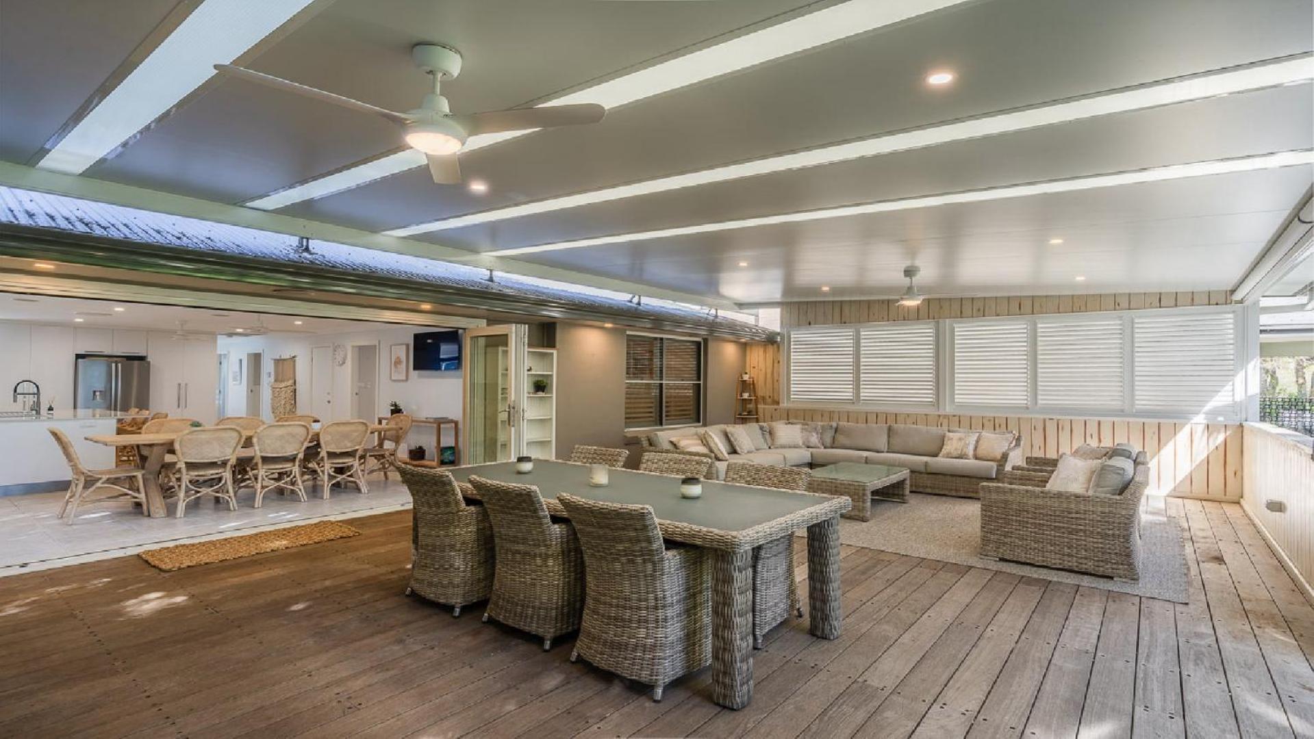 Coral Paradise - Metres From Beachfront