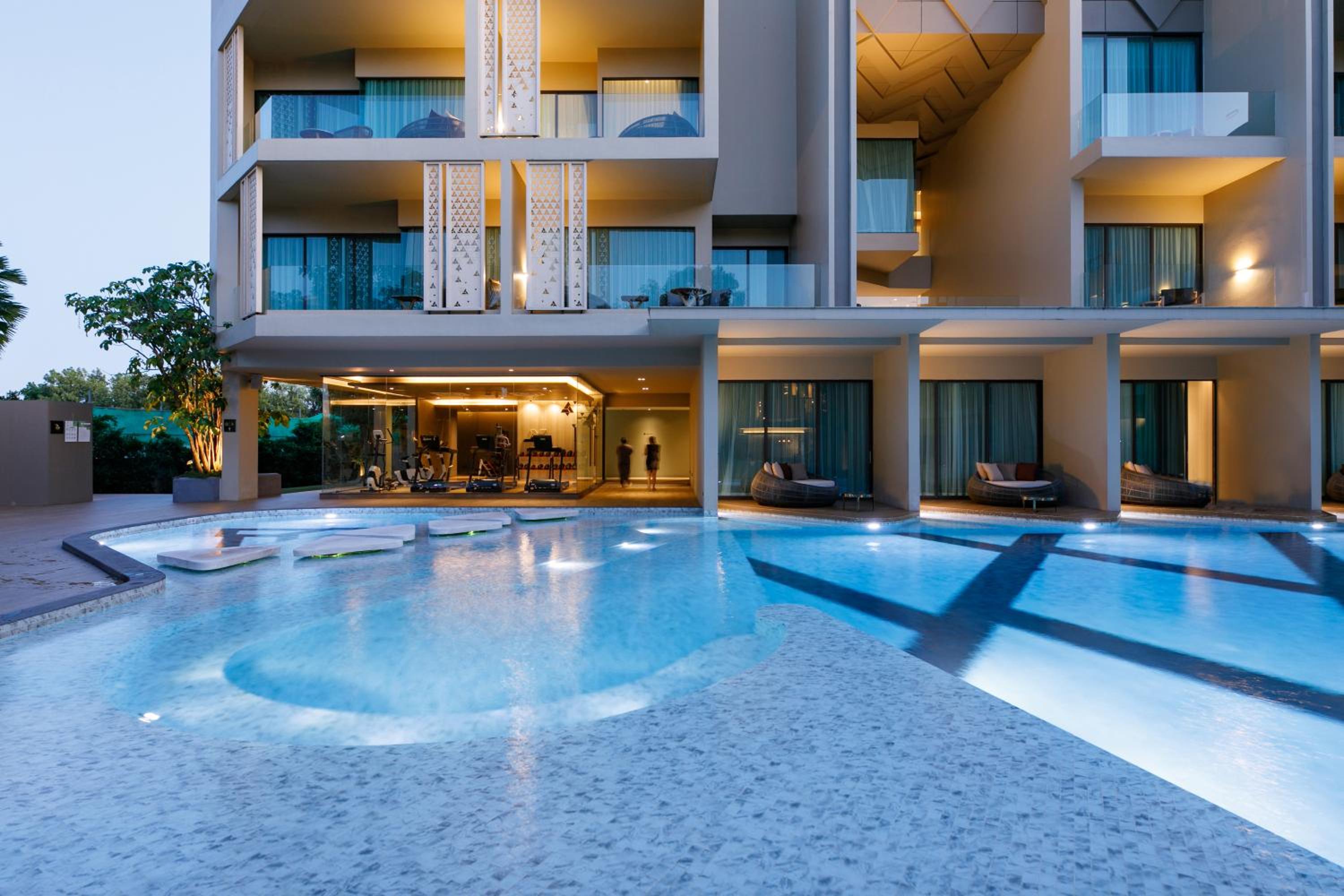The Signature Hotel Airport 103
