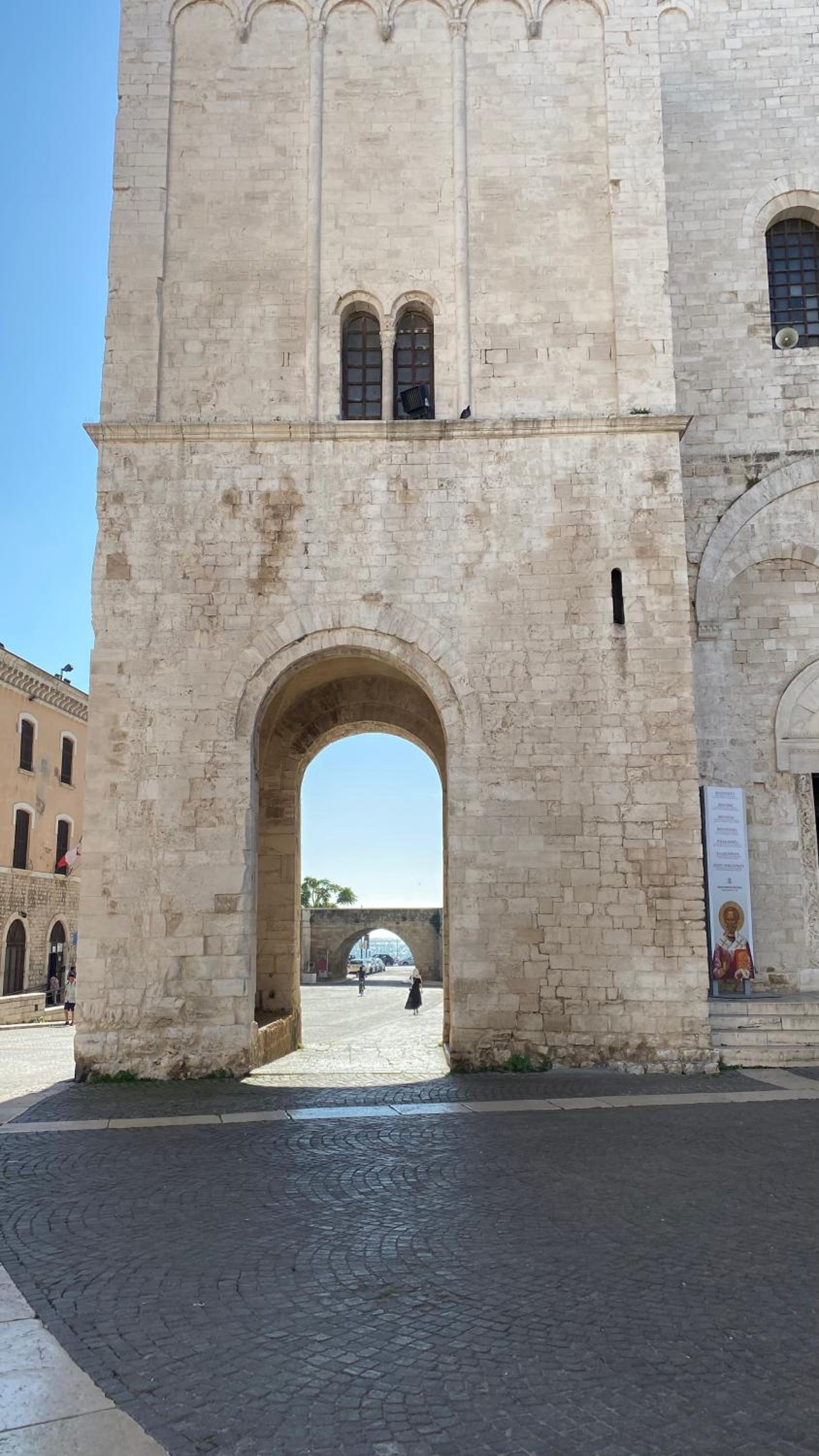 Arco Vanese view 2