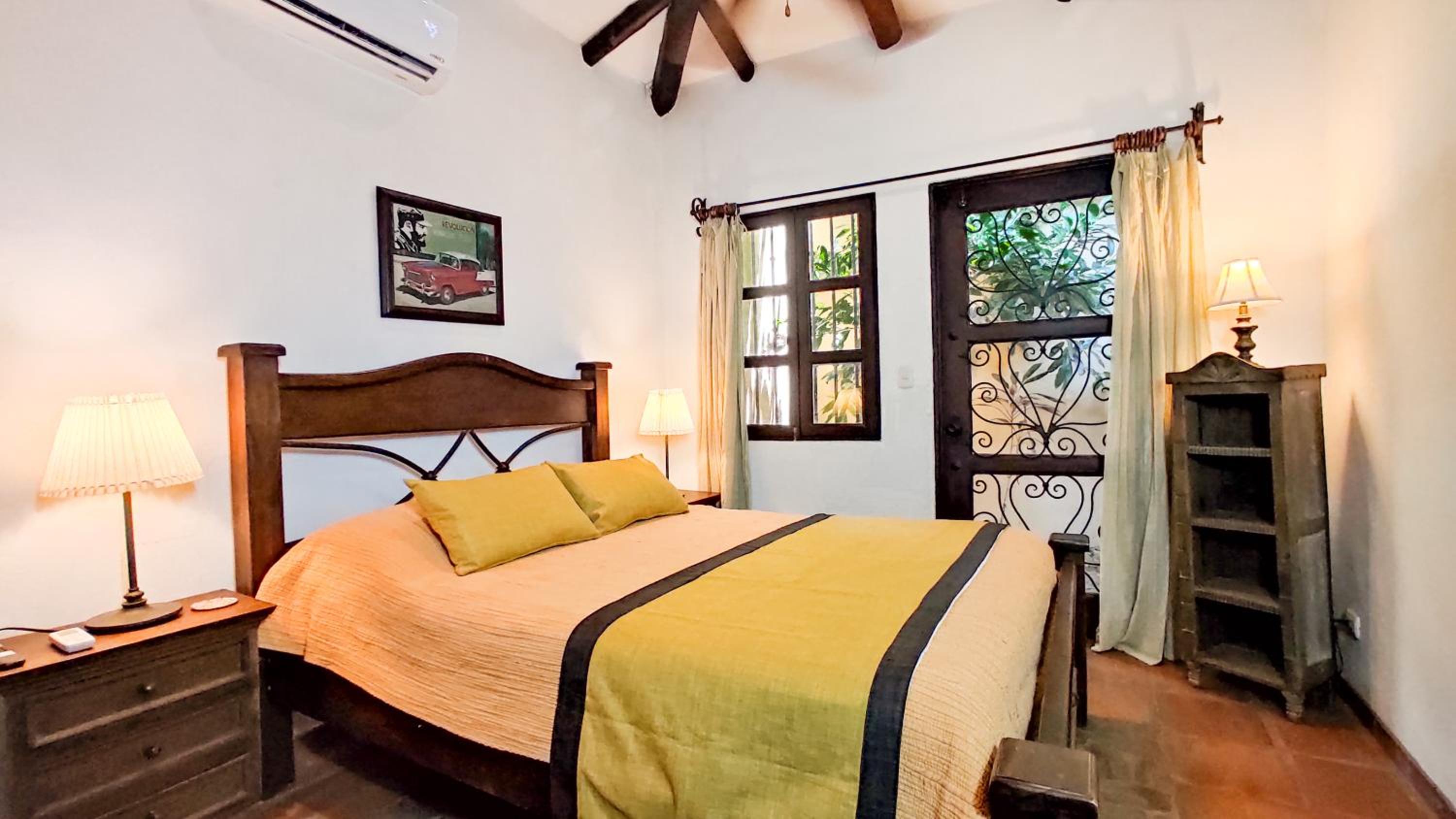 Villa Helena Hermosa private 5-bdr resort pool