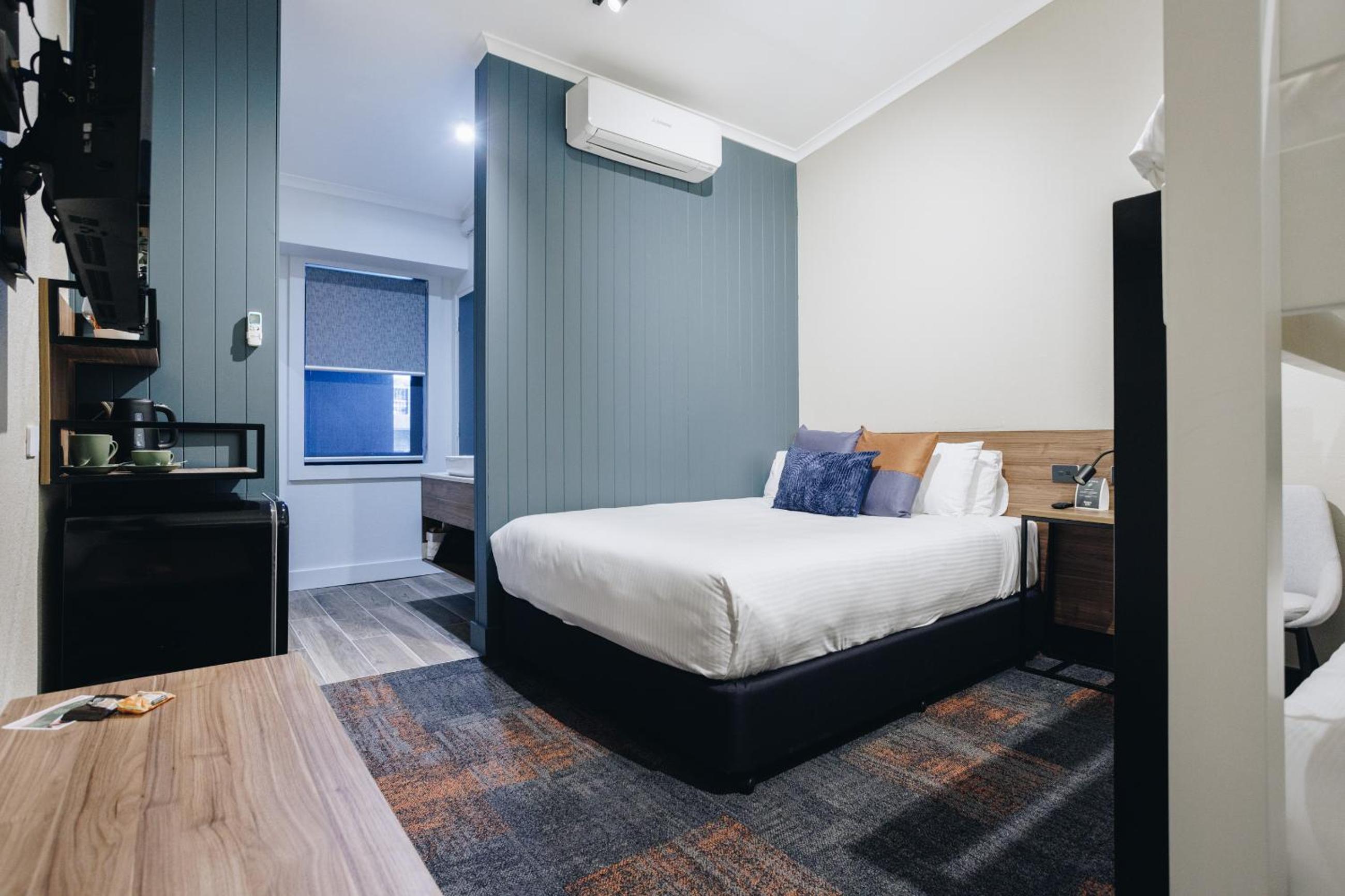 Banjo Paterson Inn