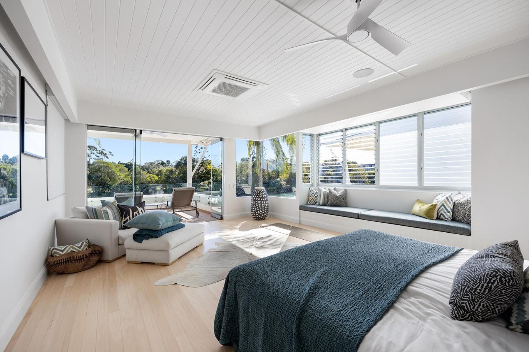 Iluka, Luxurious Riverfront Retreat