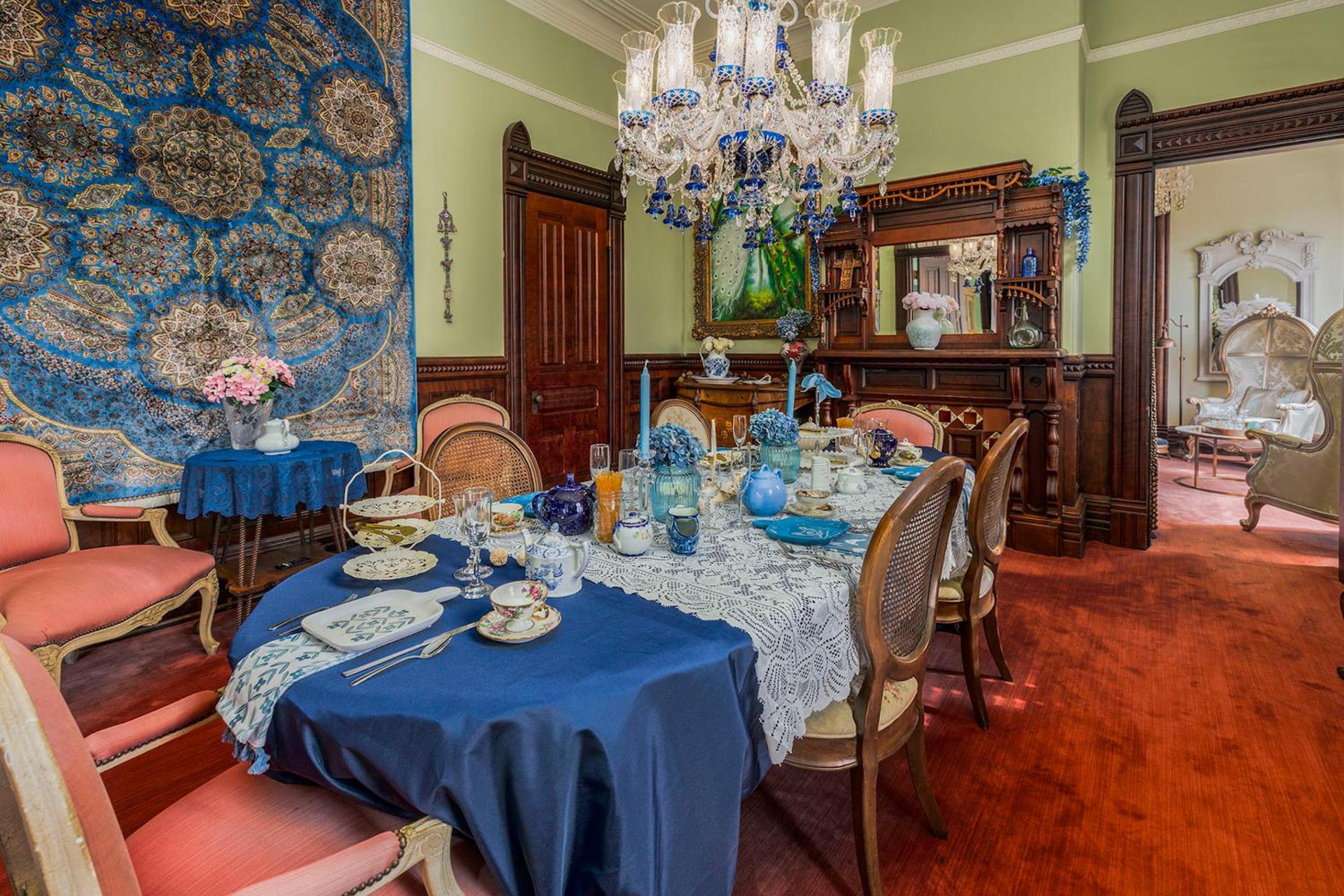 Pinc Lady Mansion view 2