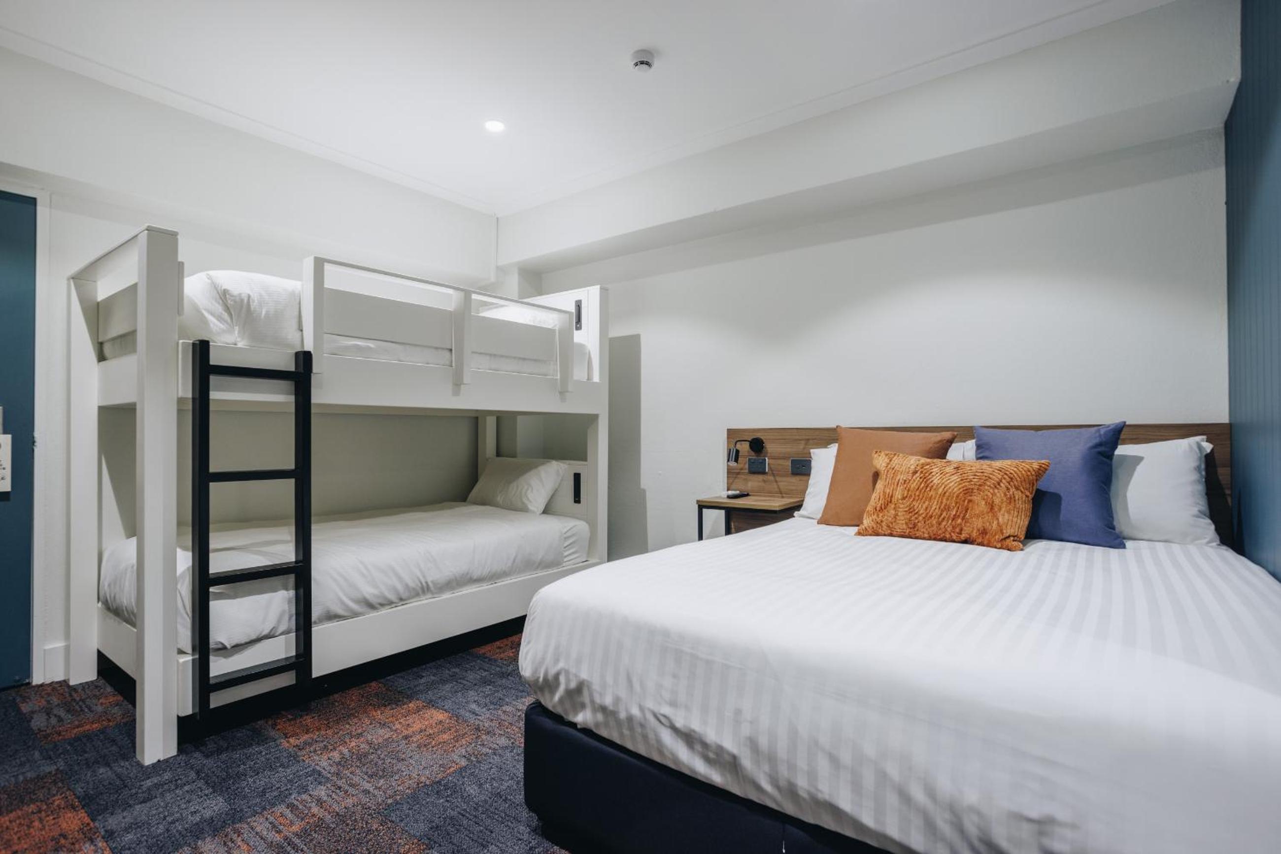 Banjo Paterson Inn