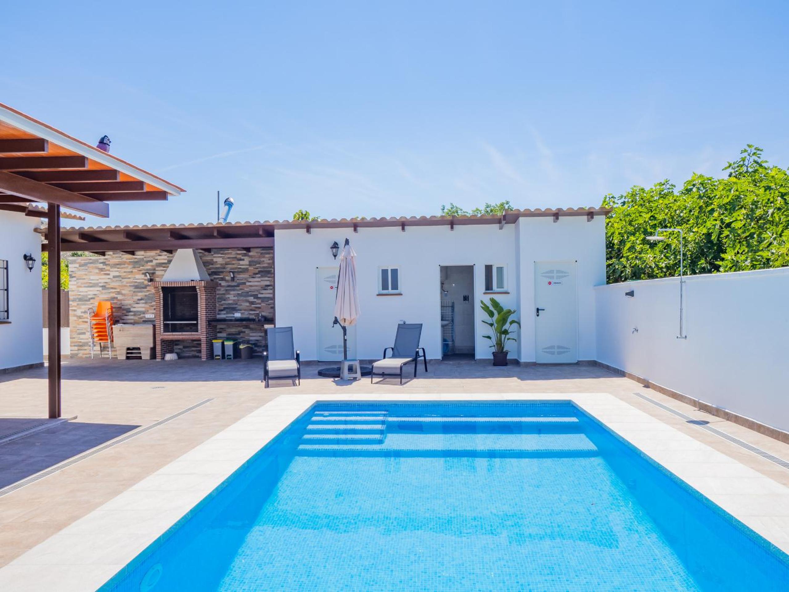 Cubo's Villa Marifran