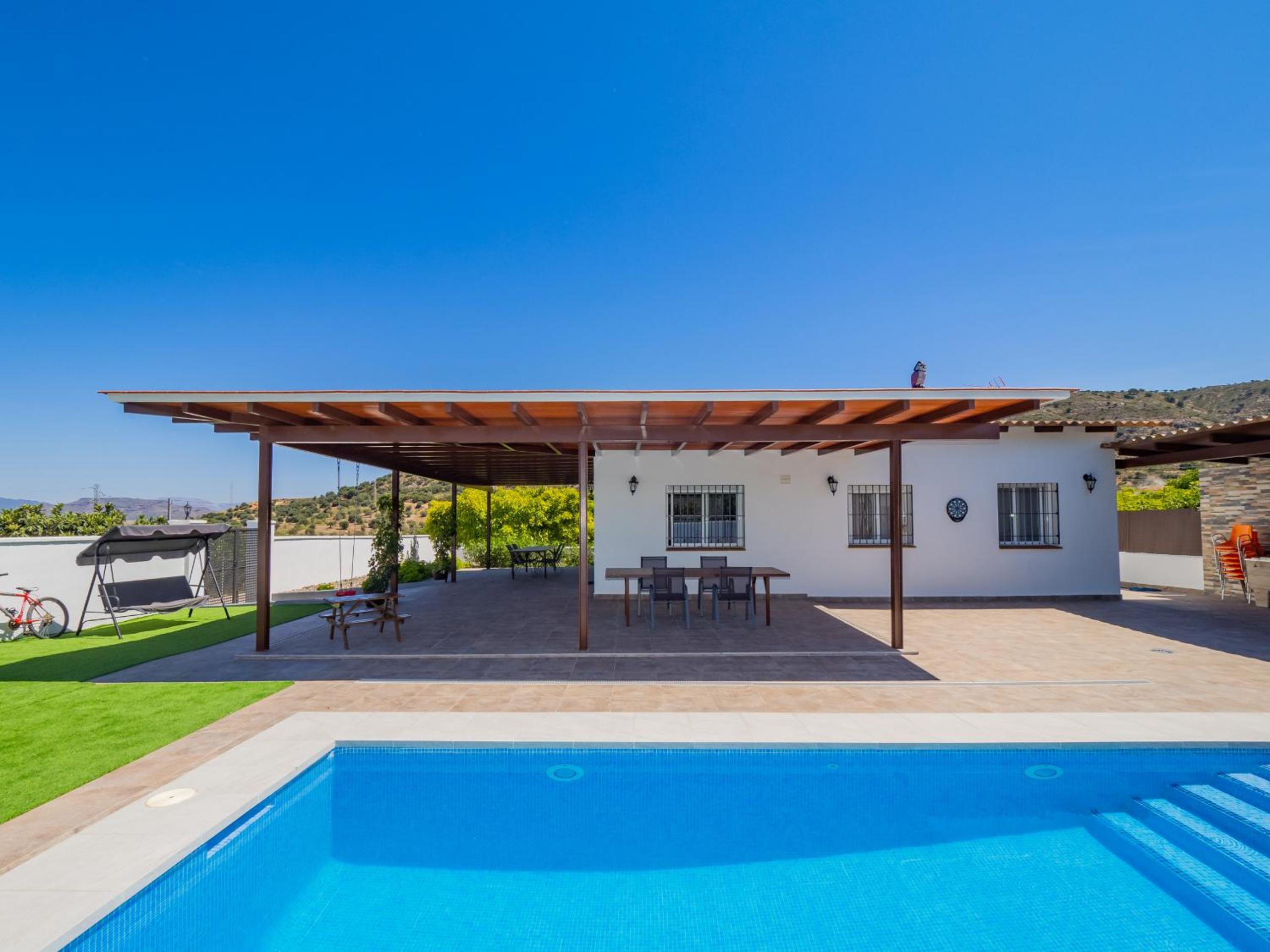 Cubo's Villa Marifran
