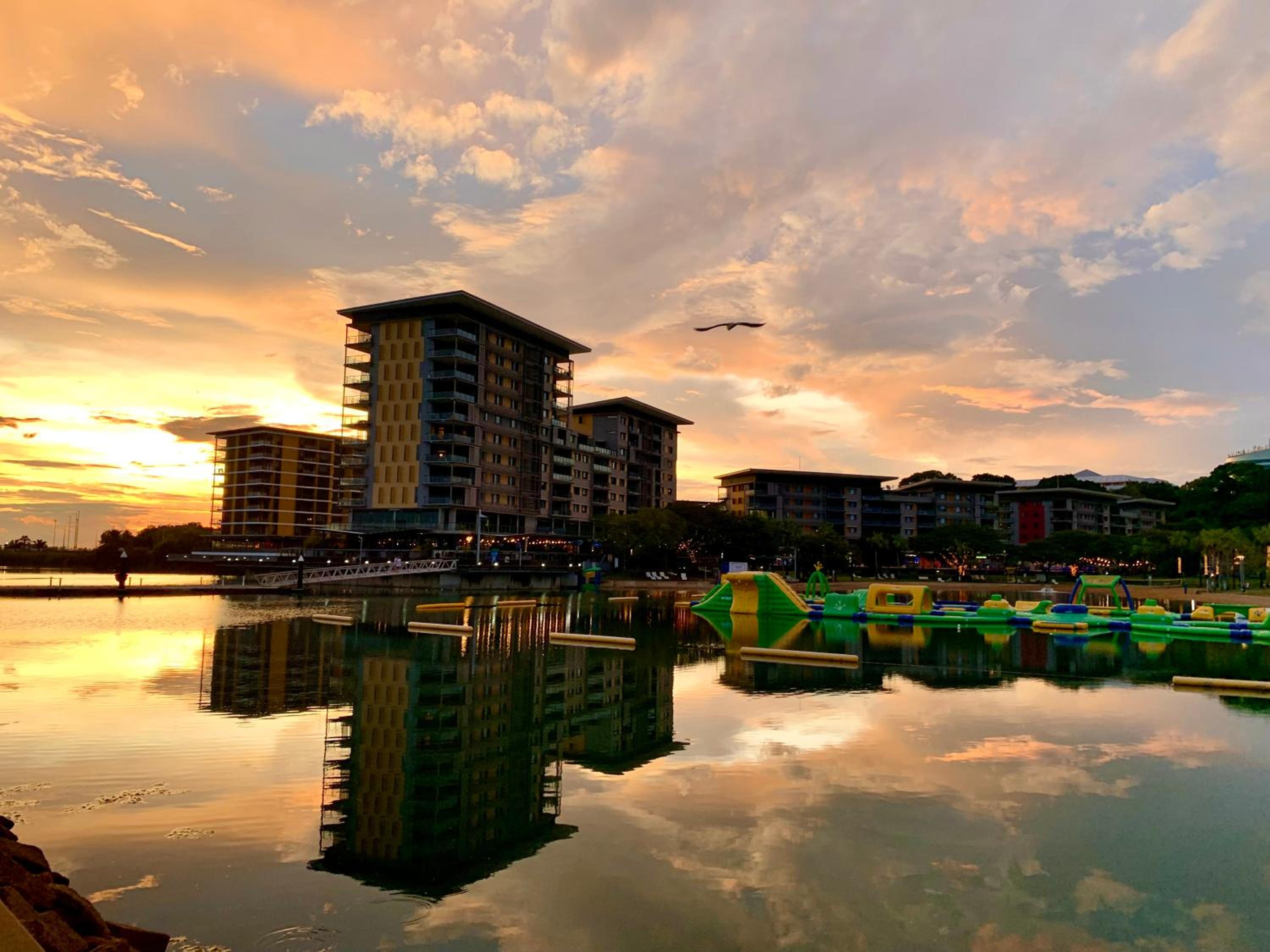 Serenity Peary - Executive 1brm at Darwin Waterfront with Sea Views