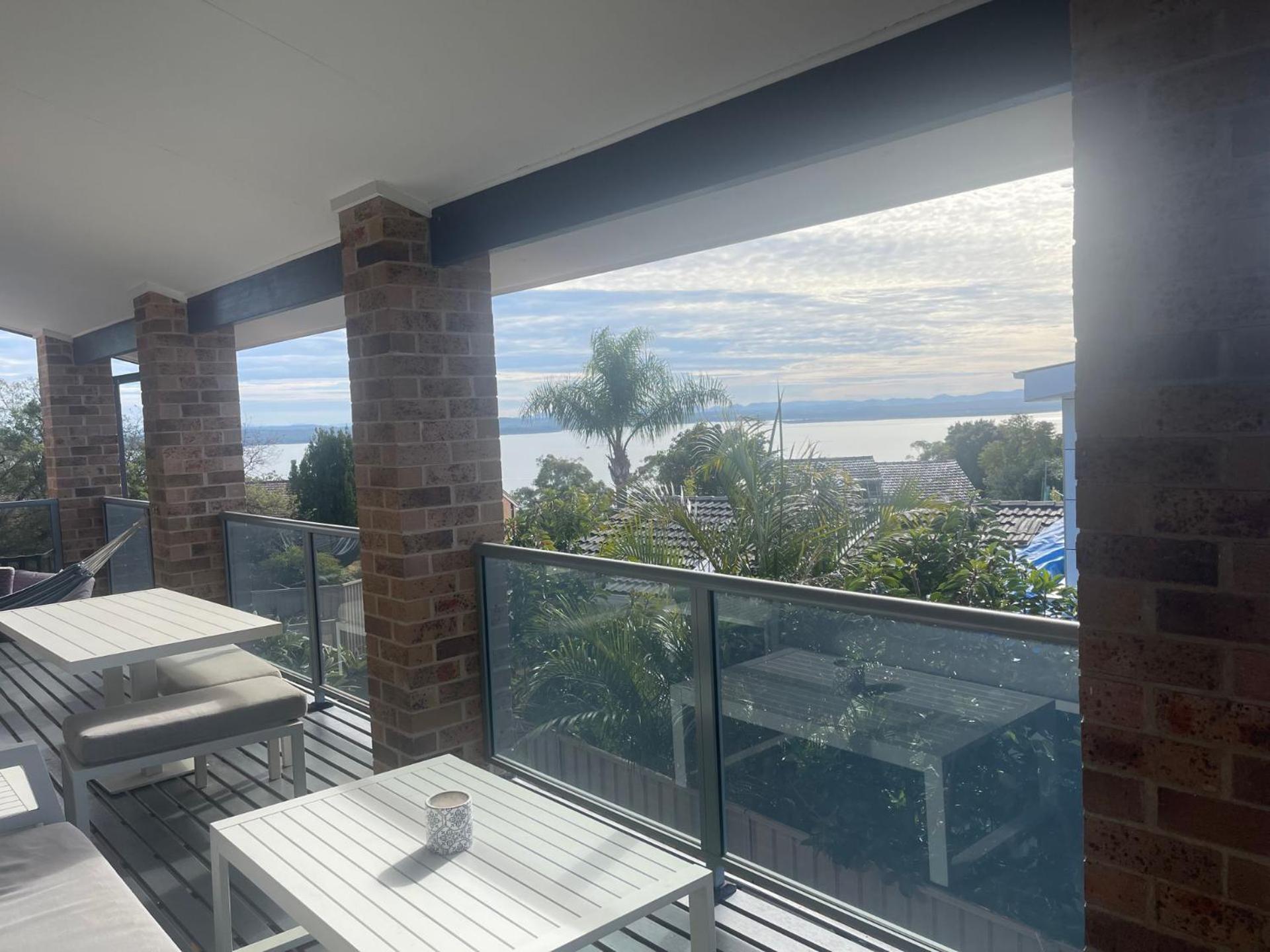 Away Nelson Bay, 29 Wollomi Ave - Spacious family home with water views, pet friendly, Wifi & aircon