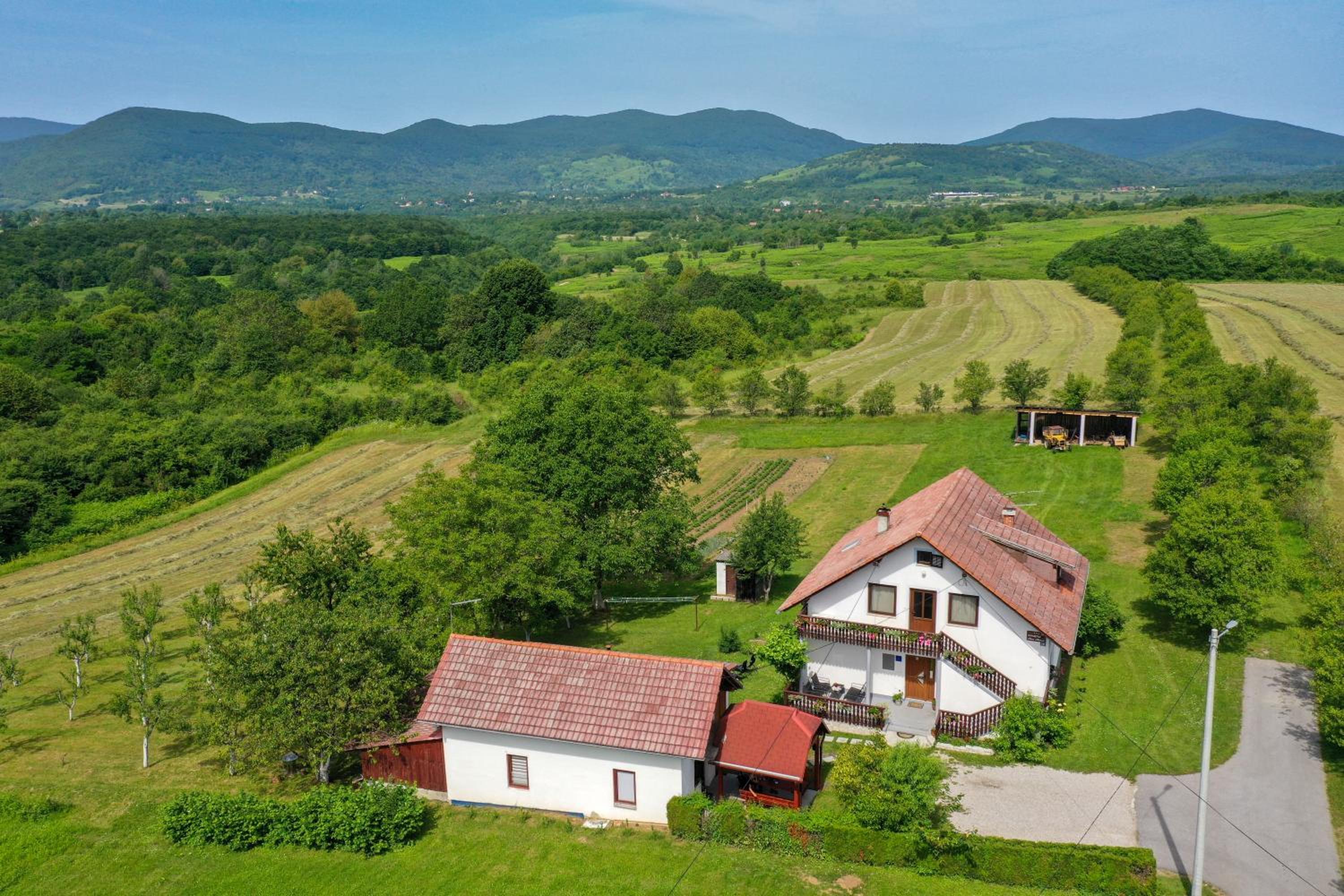 Apartman PLUM PLITVICE view 3