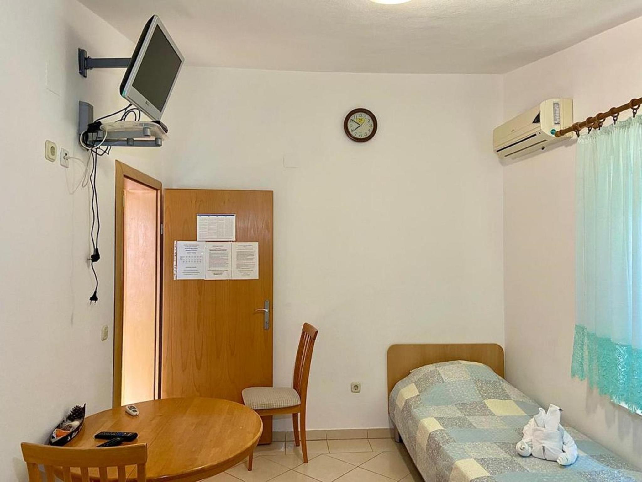 Apartments Tiho & Jelena view 3