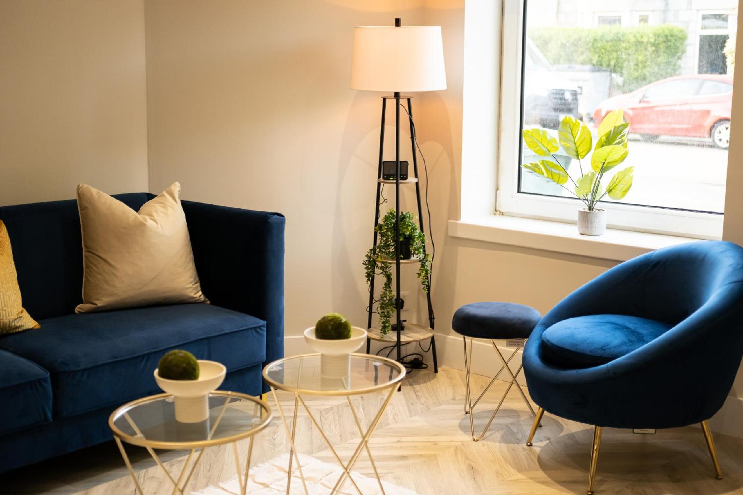 West End Retreat - SJA Stays - 2 Bed Apartment view 5