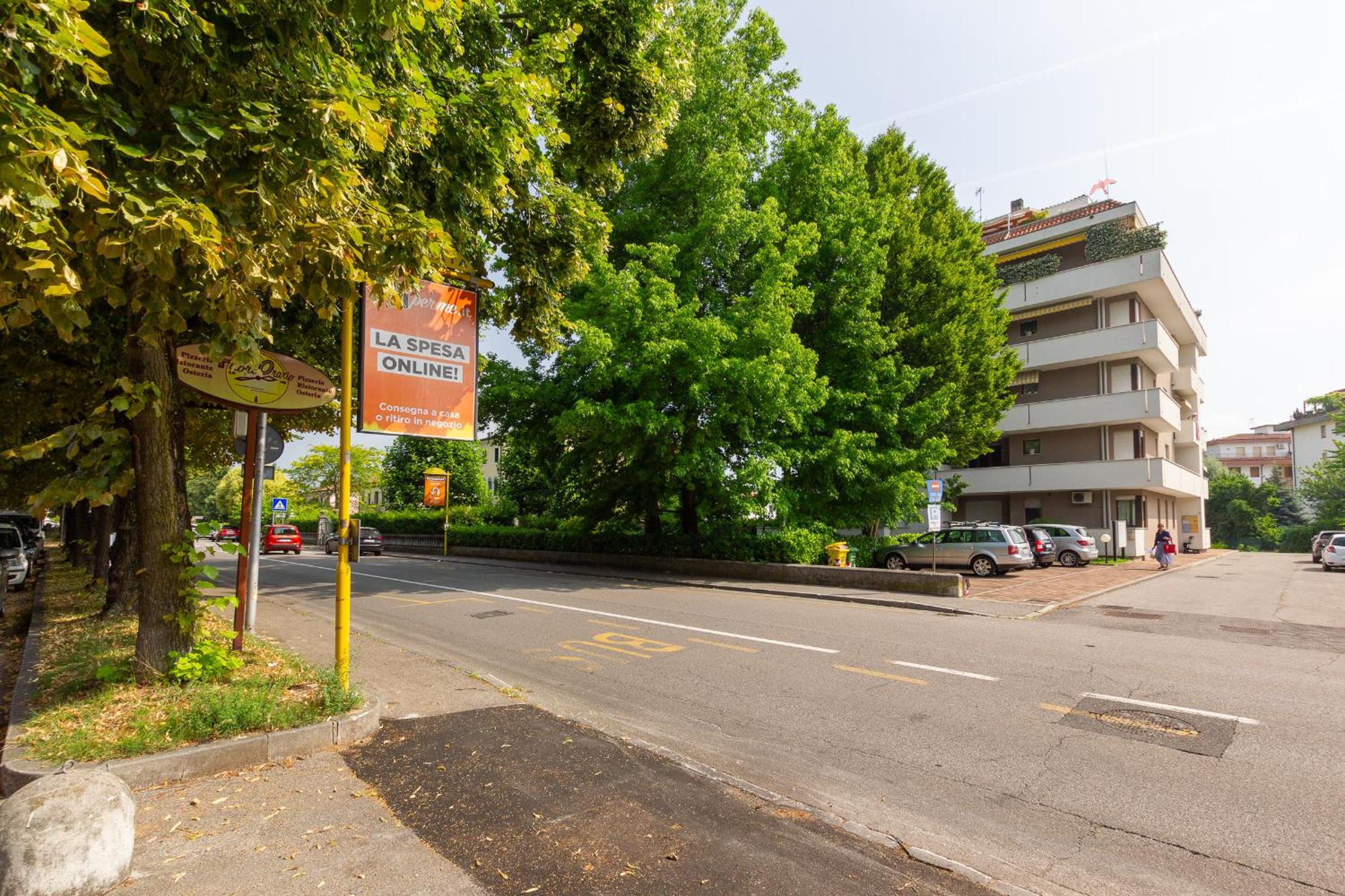 Centralissimo con vista colline