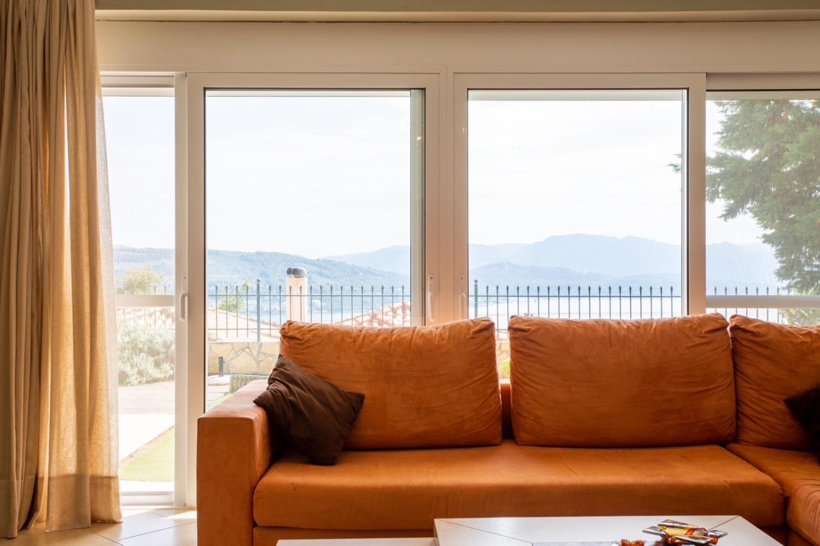 VILLA SISSY CAREFREE VACATIONSΘΕ view 3