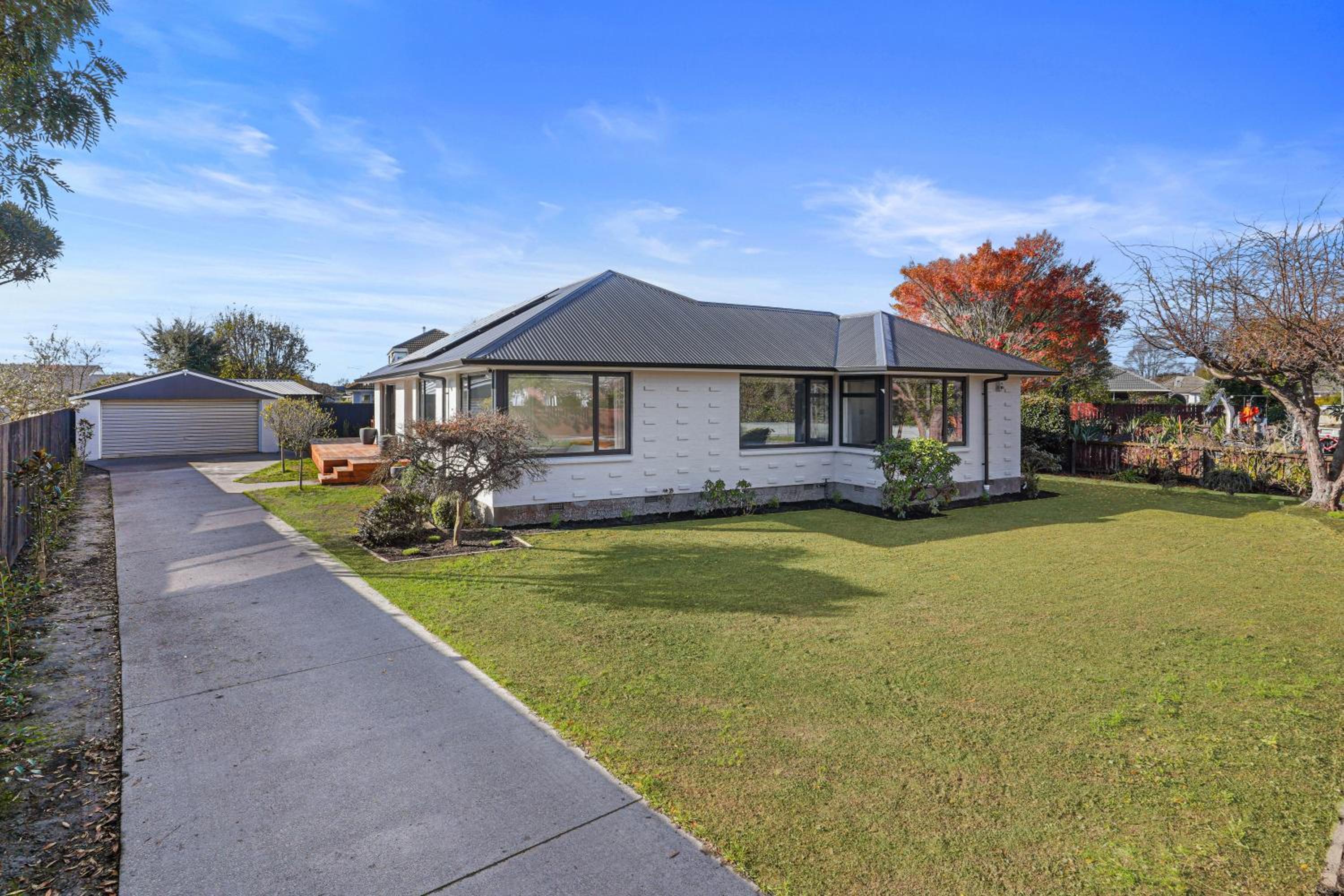 Private Family 4BR Home, Near Airport, Free Parking