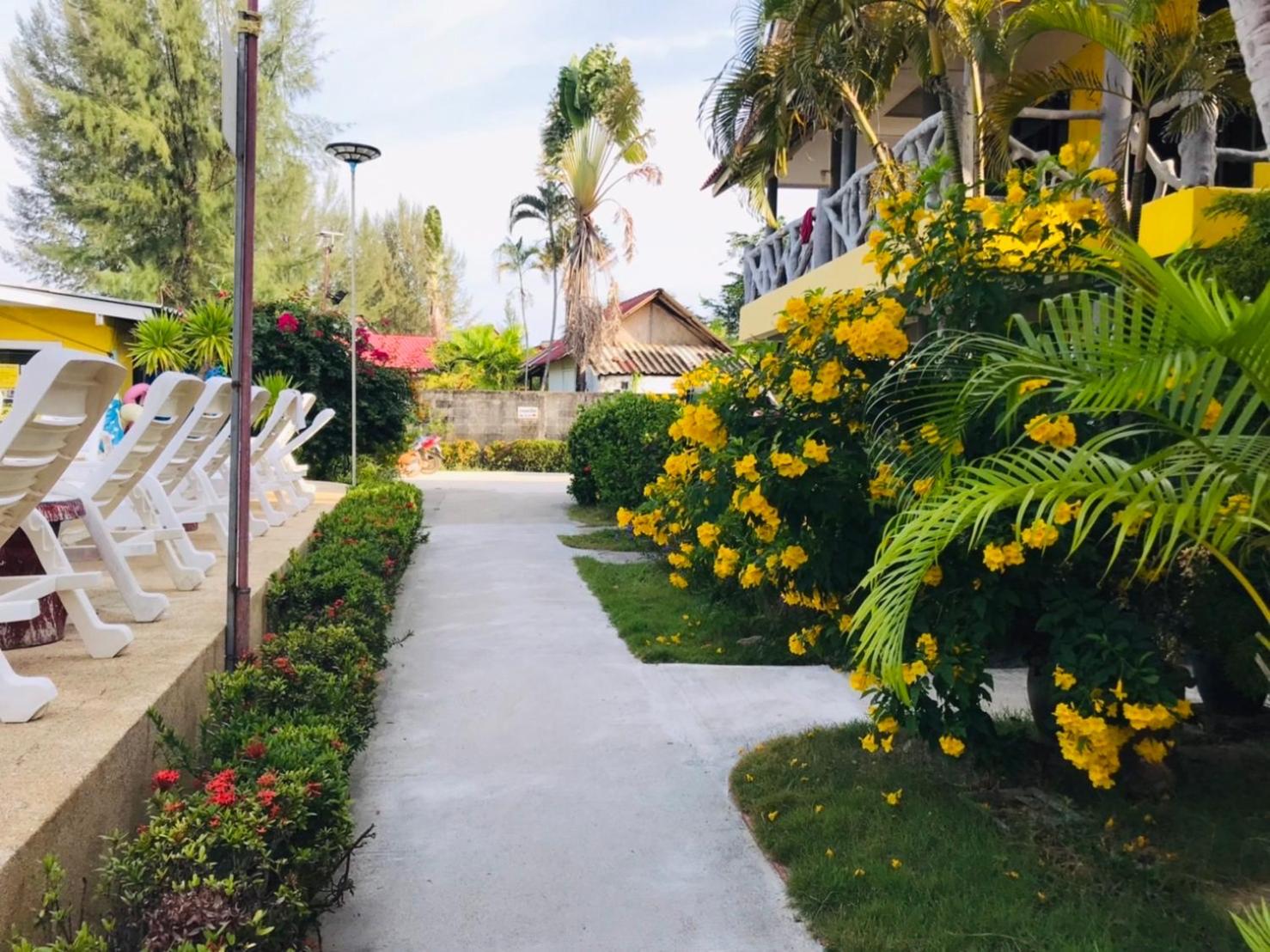 Lanta Garden Home