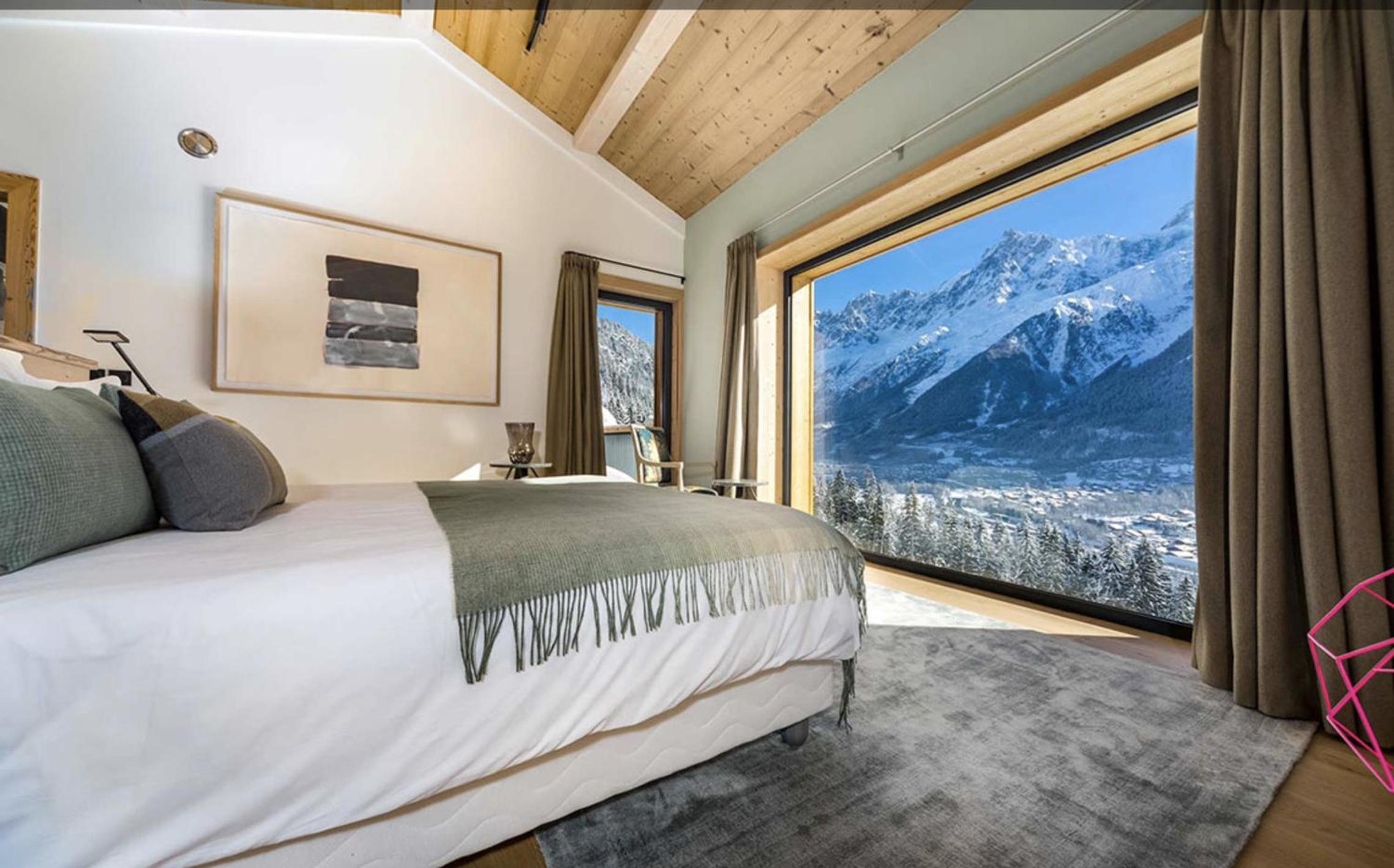 Le Chalet Mont Blanc view 3