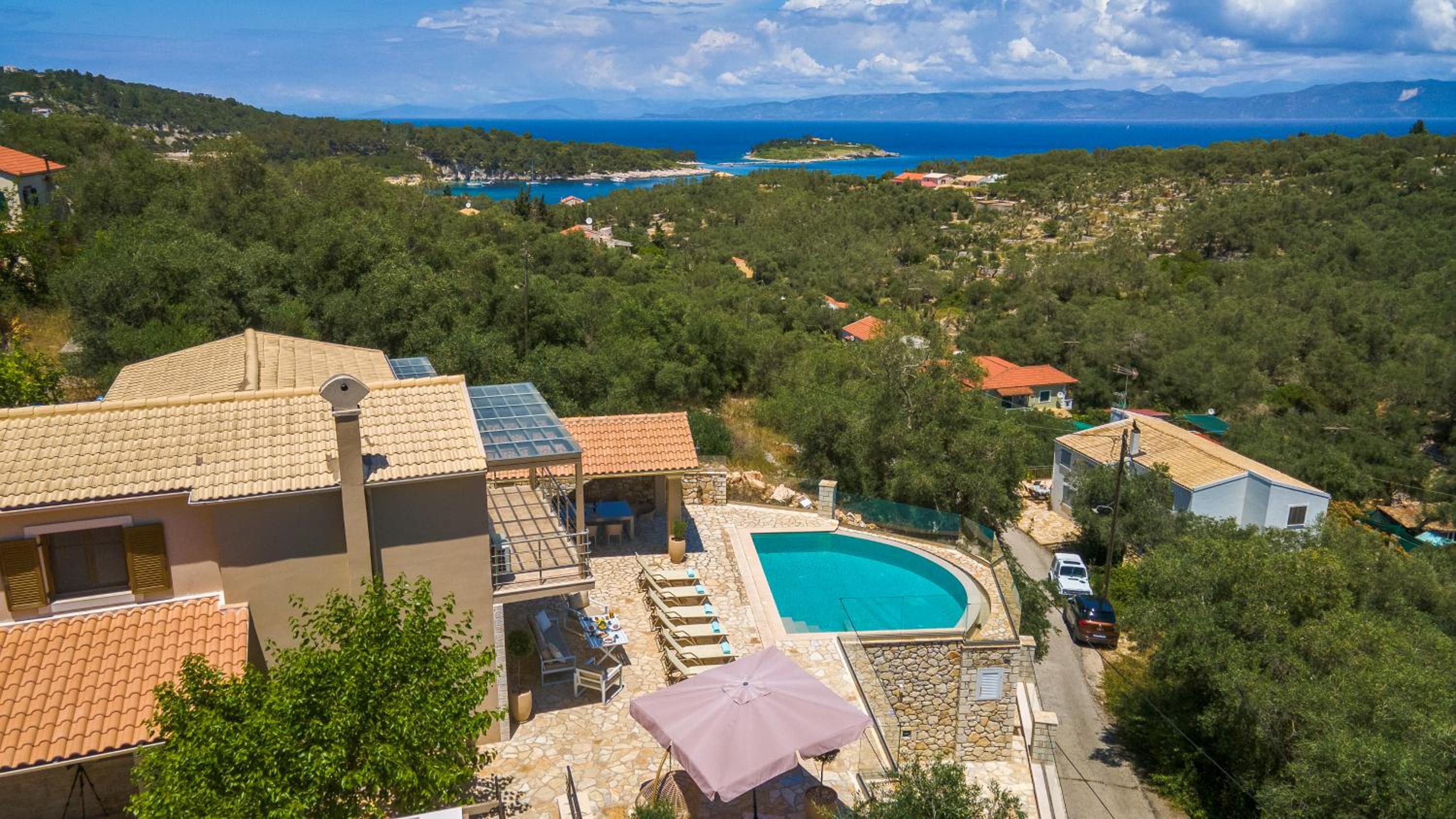 Villa Ozias a modern,spacious, swimmig pool villa. photo 3