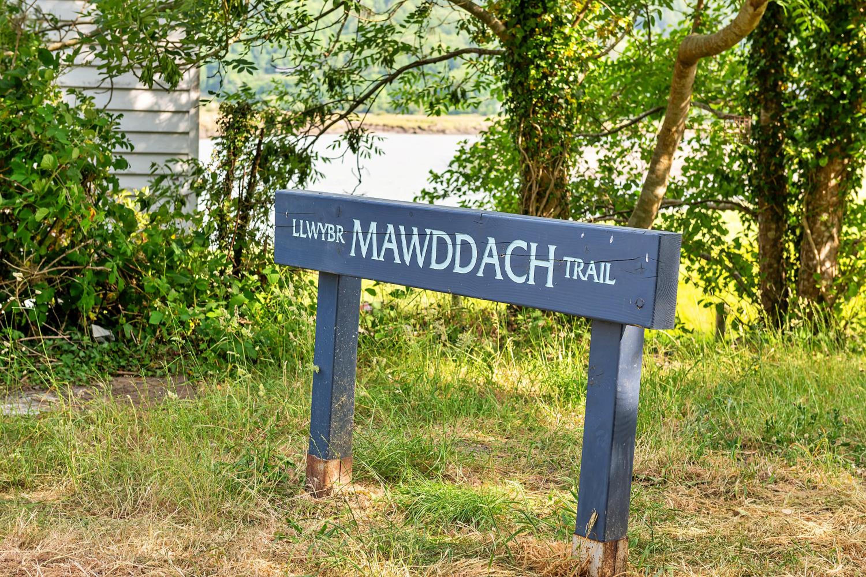 Finest Retreats - Toll Bridge Cottage view 2
