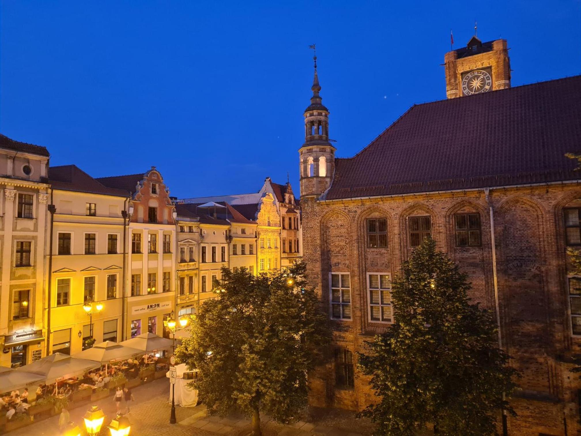 Main Square Apartments view 5