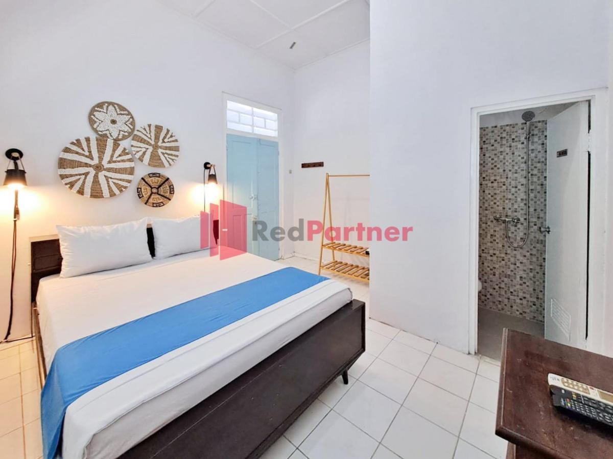 Ndalem Ngadiwinatan Homestay Malioboro Yogya RedPartner view 3