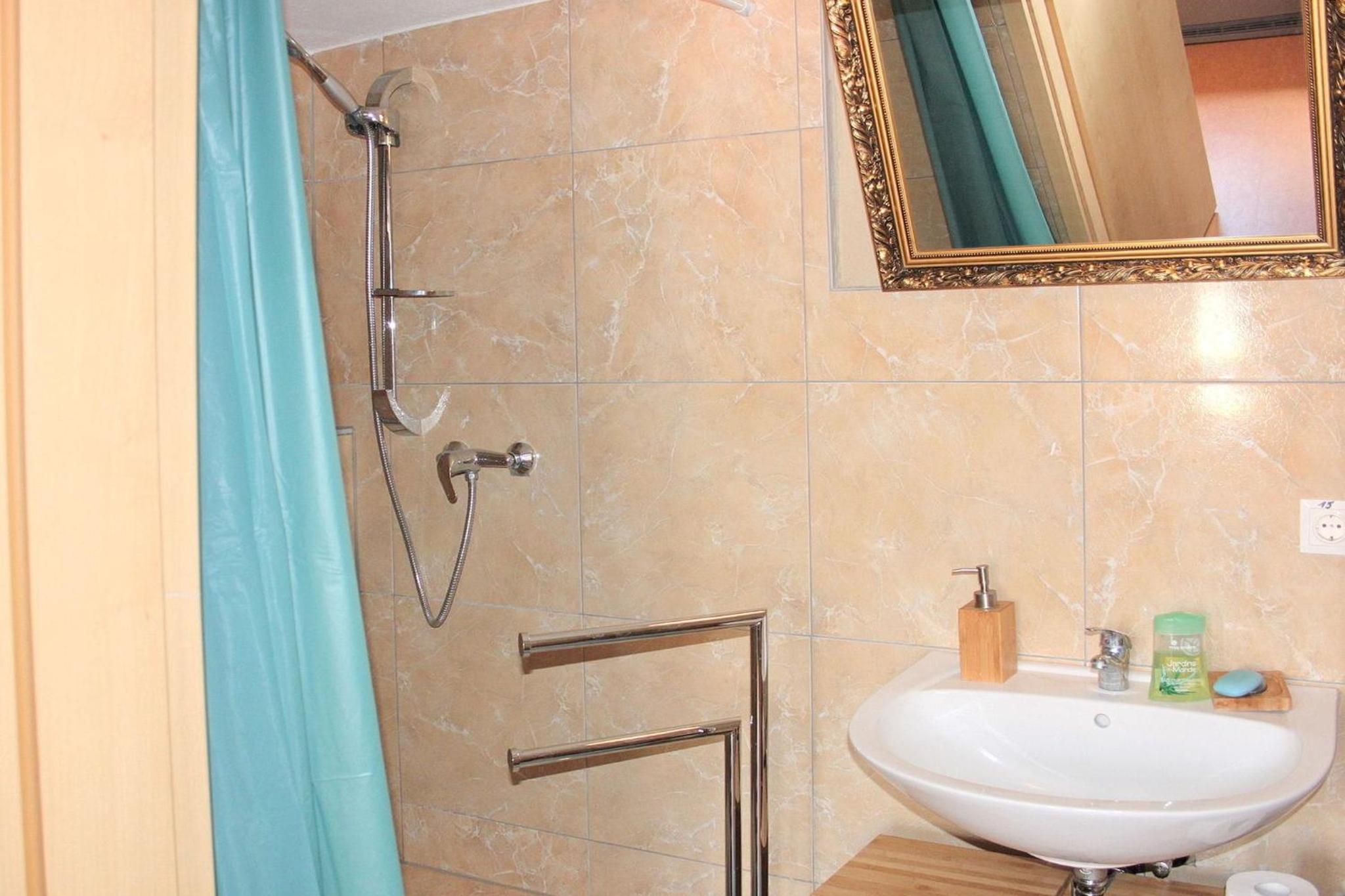 Zeitreise en Lübbenau — bathroom