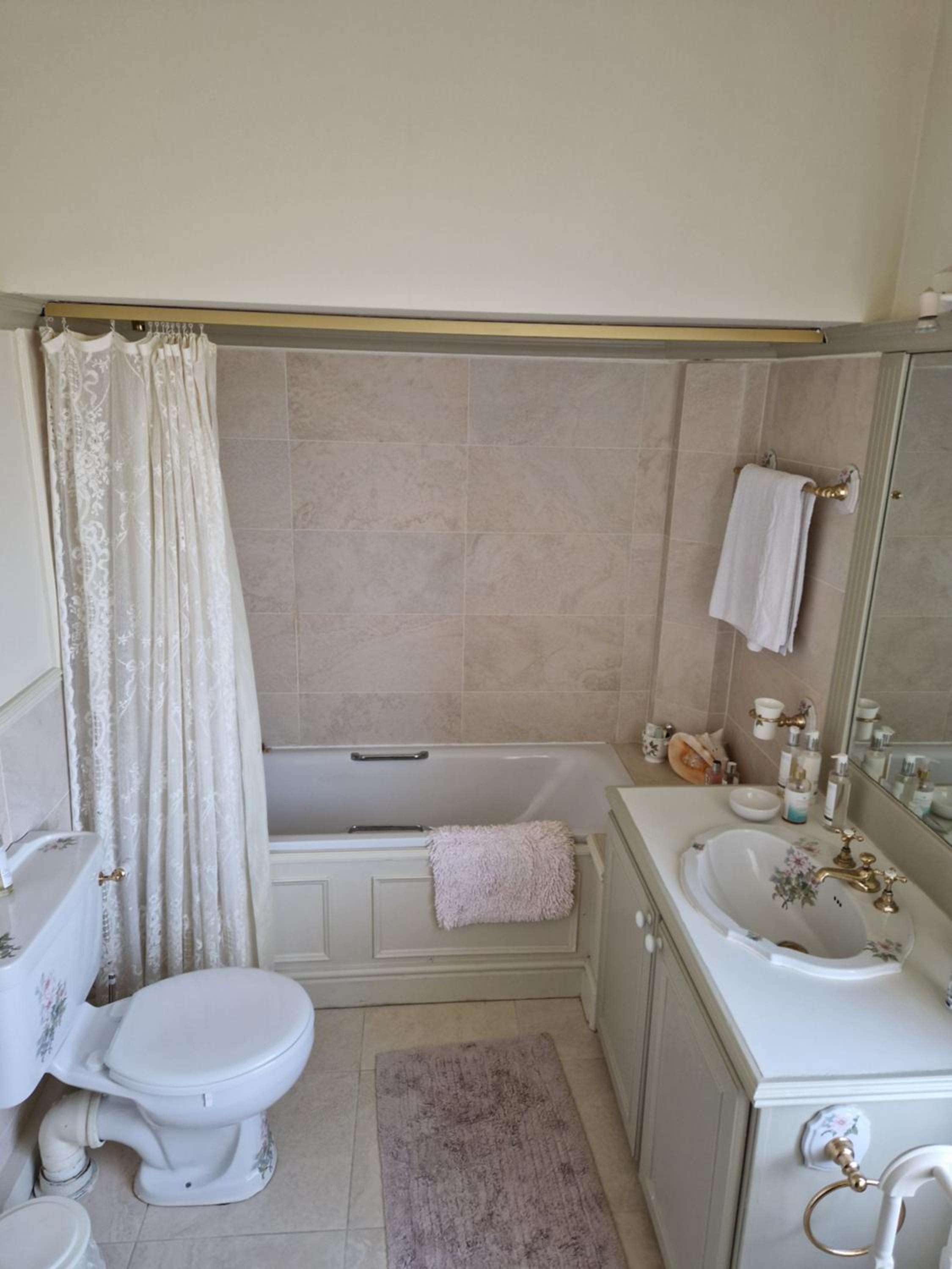 Golborne Manor Bed and Breakfast