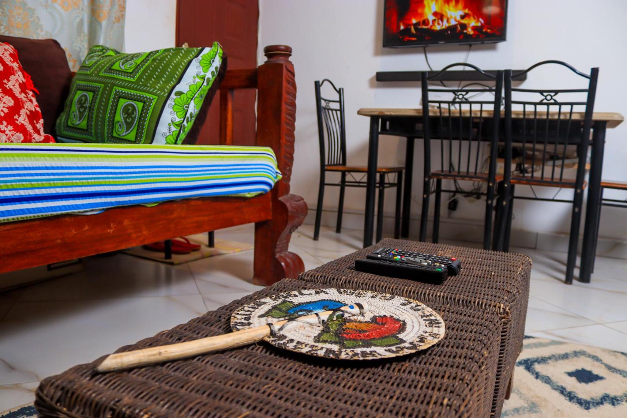 Serene 2 bedroom homestay 15mindrive to the beach view 3