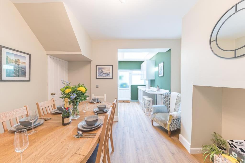 Hazelgrove, Ratcliffe Place, Keswick view 2