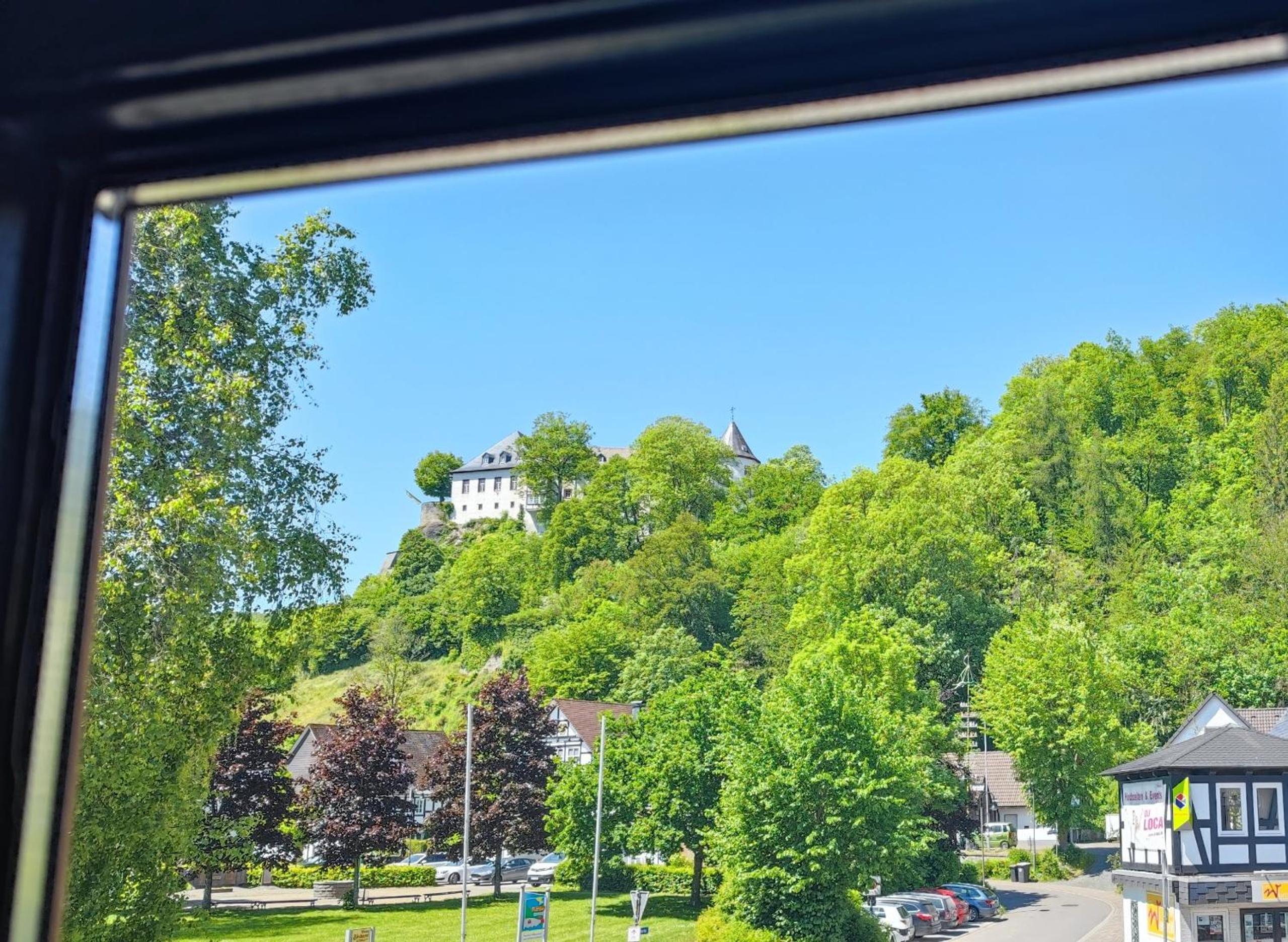 Ferienwohnung Sauerland Burgfenster