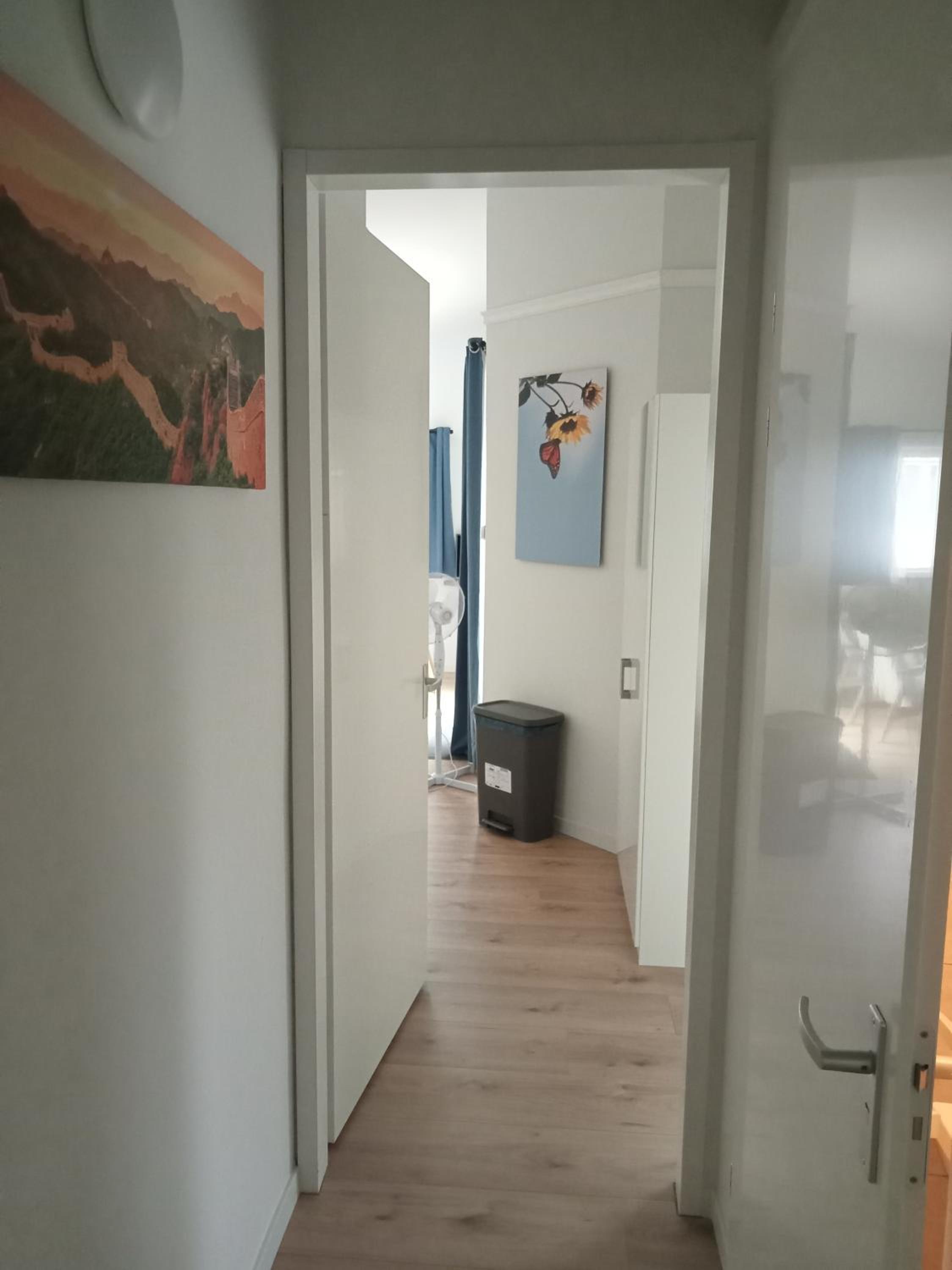 Photo 32