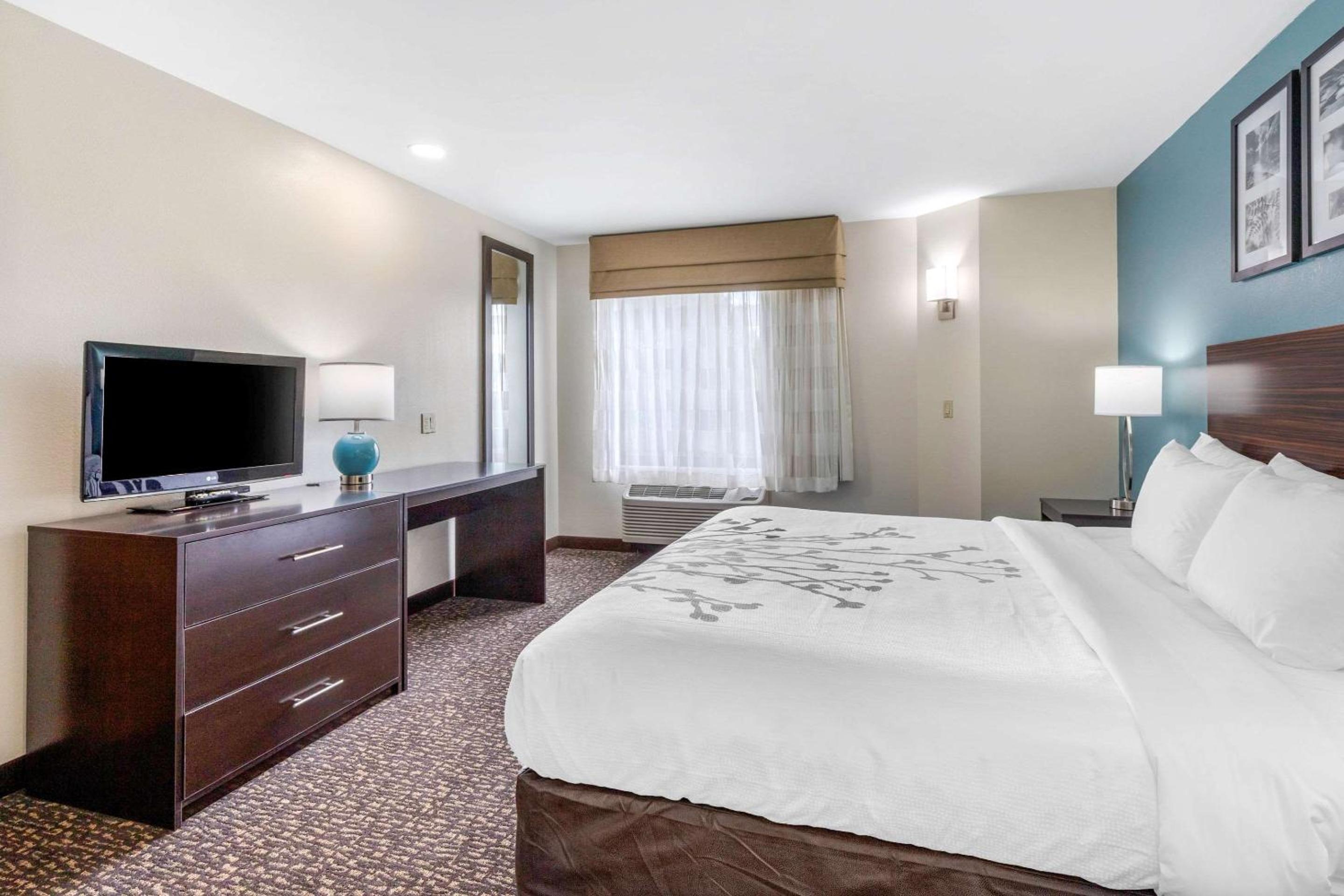 Sleep Inn & Suites Johnson City