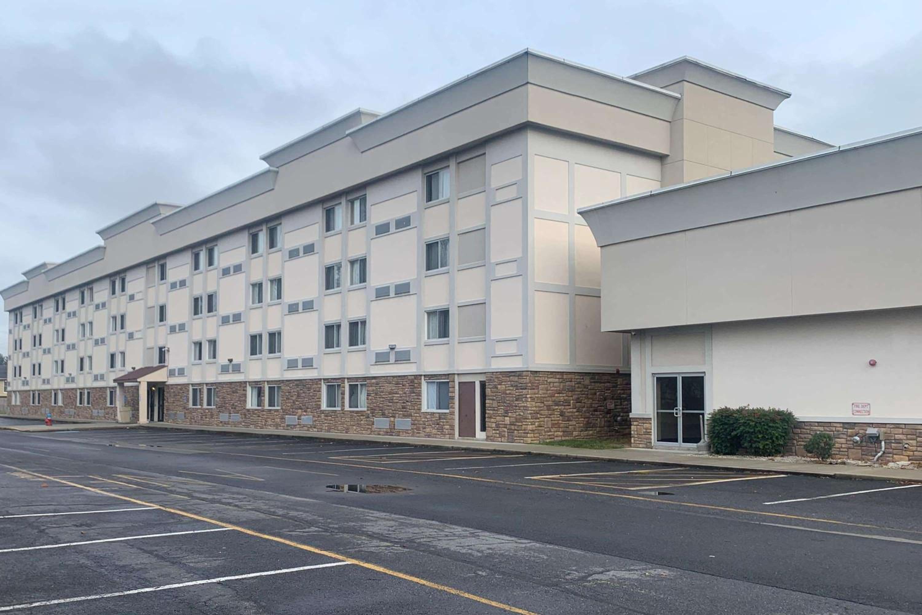 Dover Vacations - Wyndham Garden Dover - Property Image 1