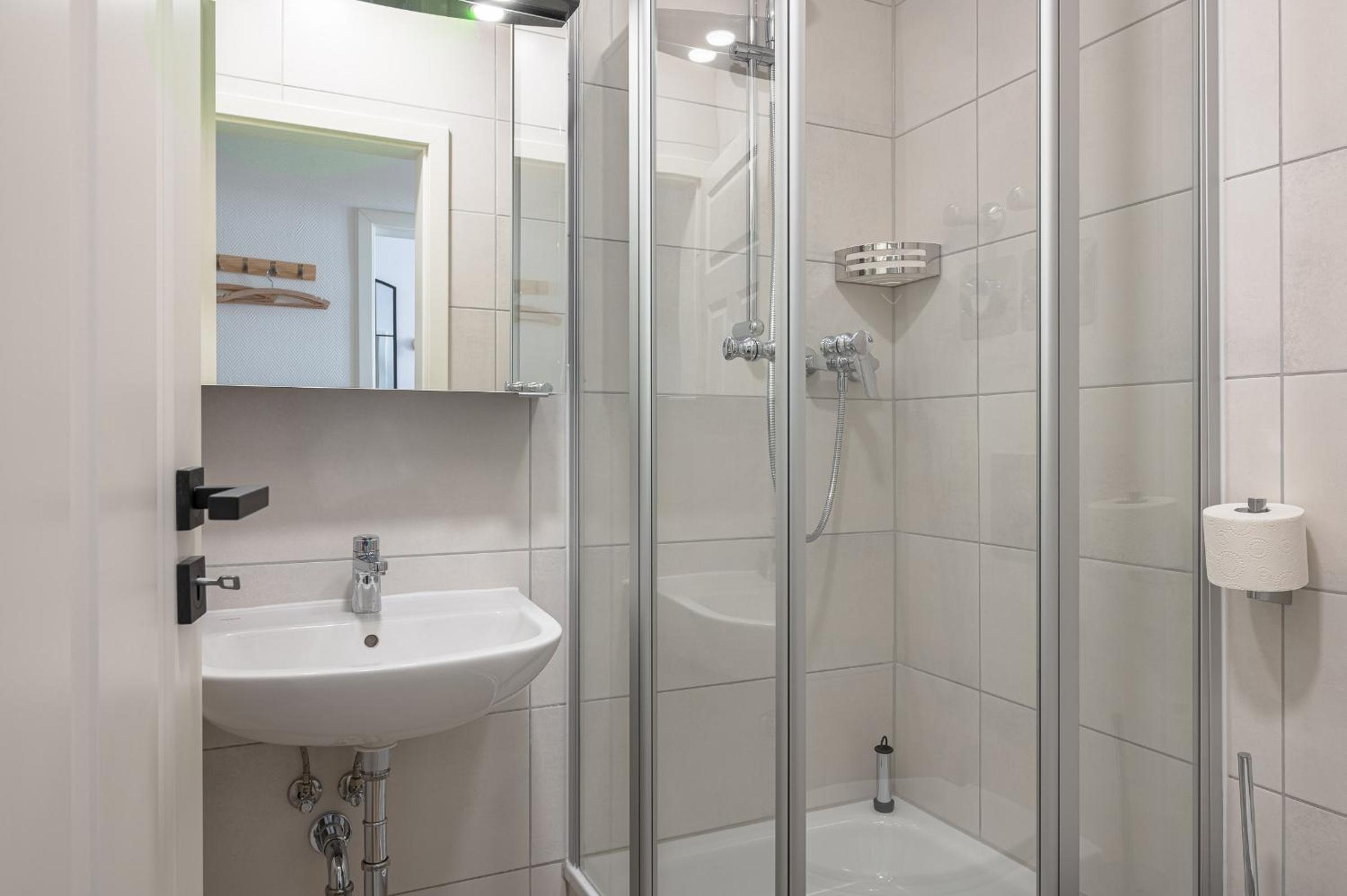 JOHOUSE Apartment 5 en Warnemünde — bathroom