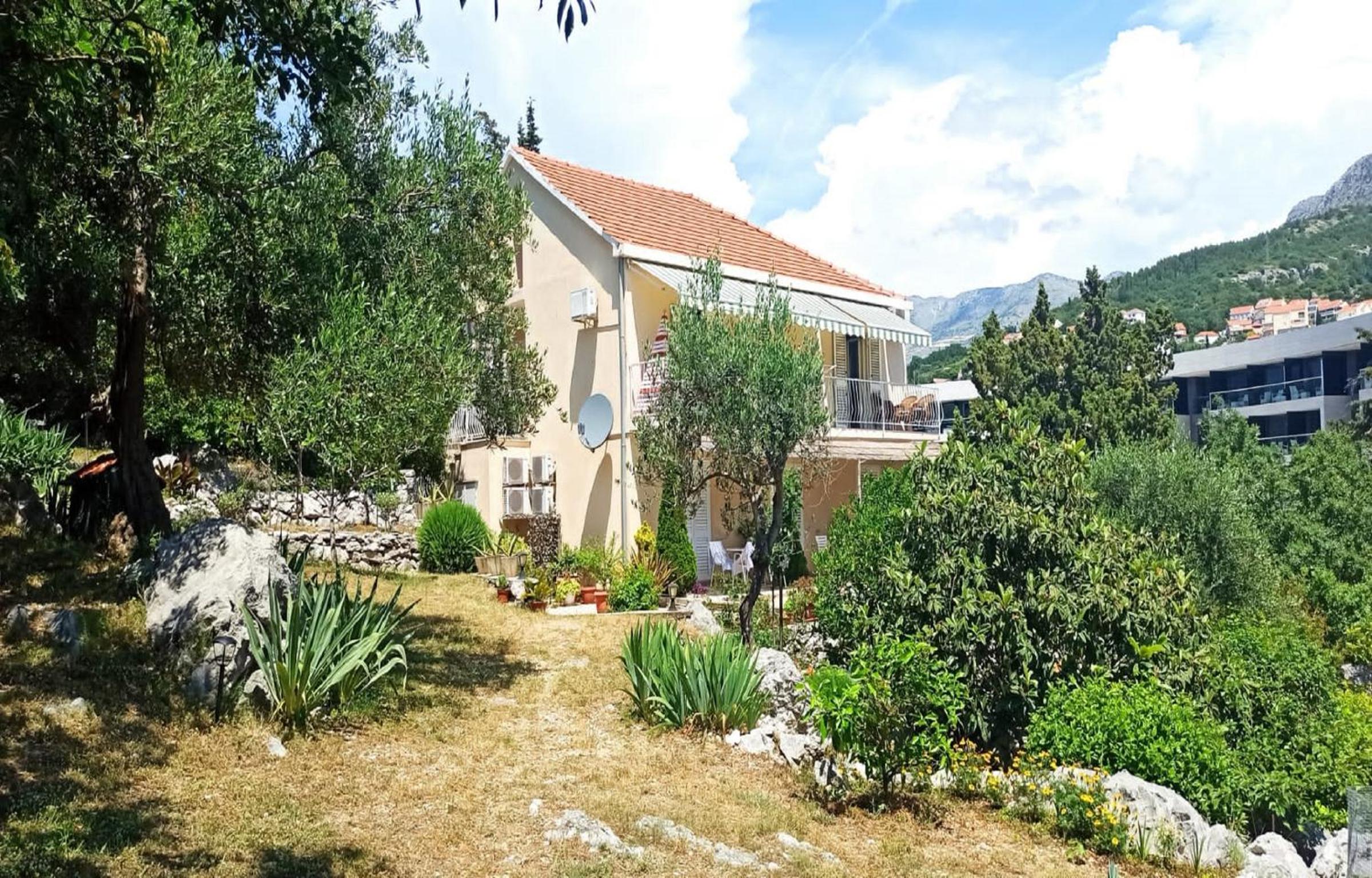 Apartments & Rooms Jokovic
