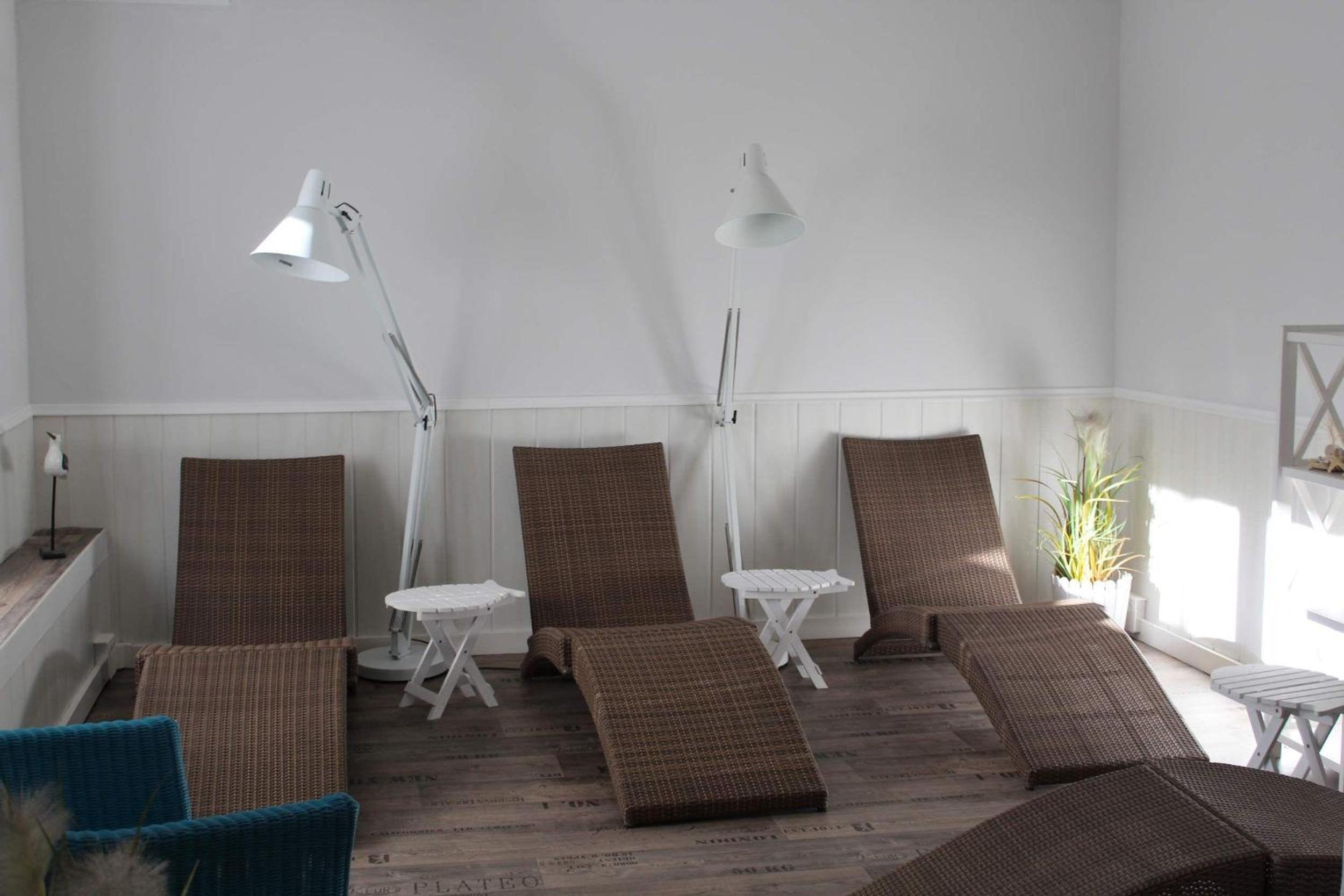Friesen-Residence-12