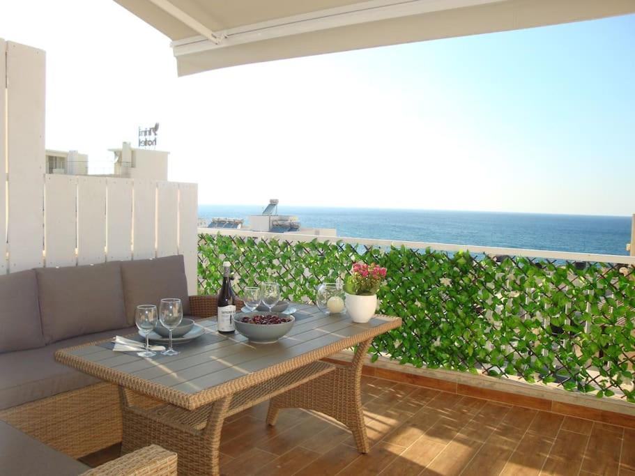 Centre Penthouse With SeaView