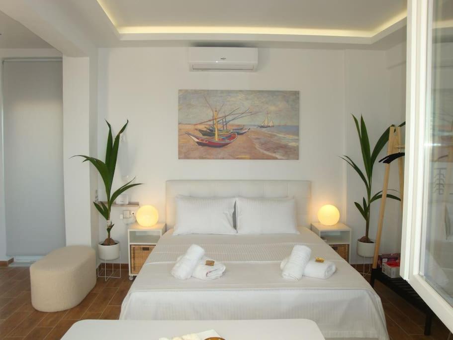Centre Penthouse With SeaView