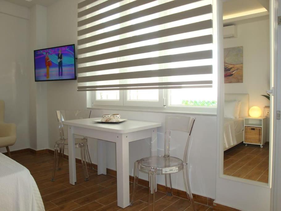 Centre Penthouse With SeaView