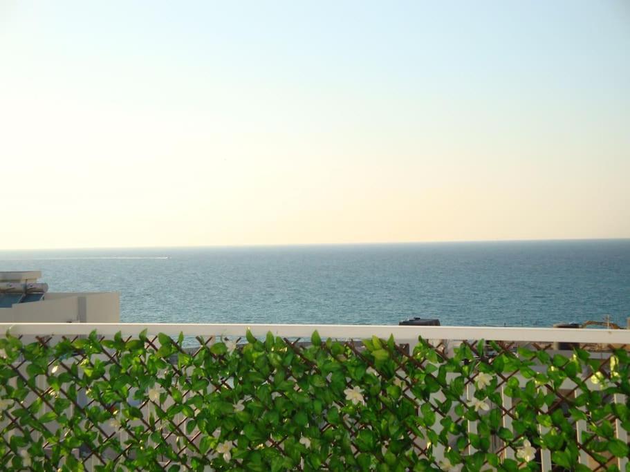 Centre Penthouse With SeaView