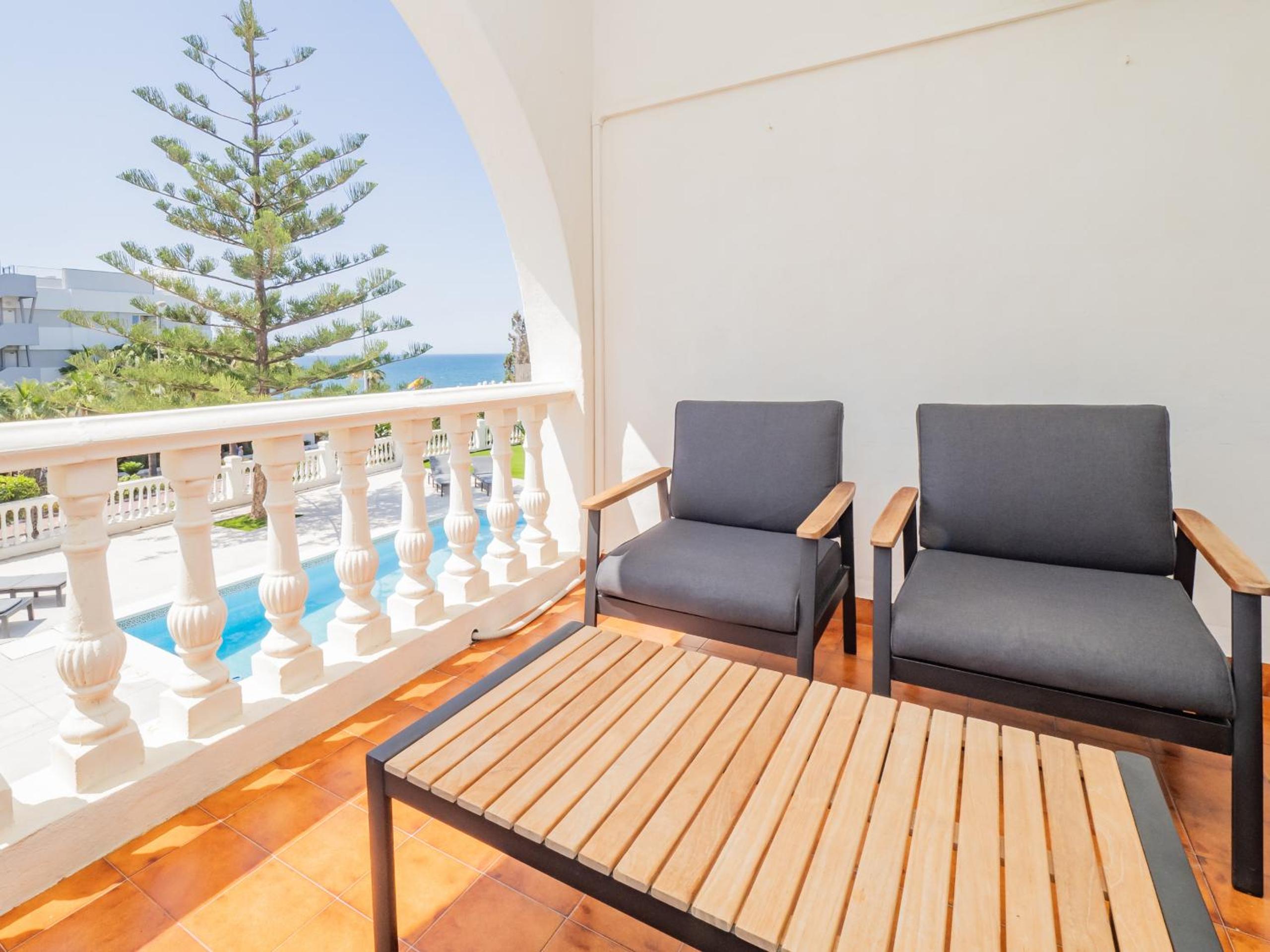 Cubo's Beach Front Villa Benalmadena