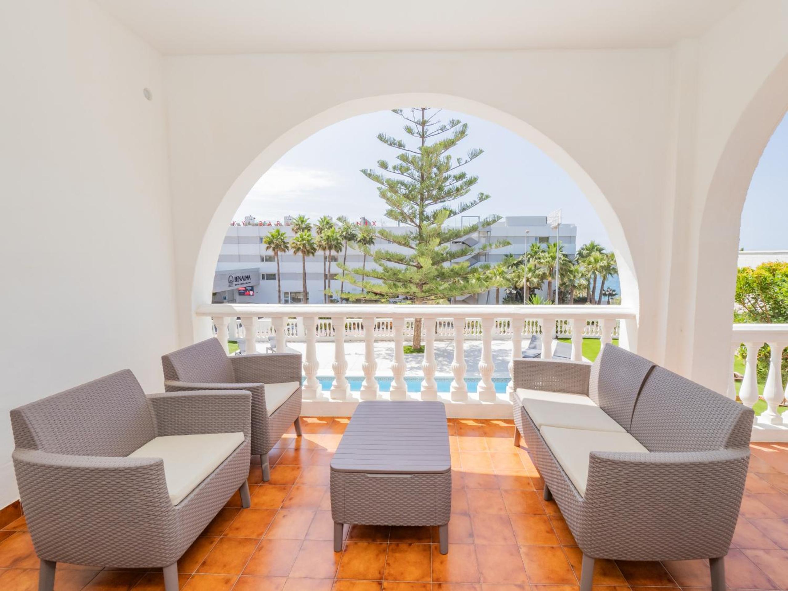 Cubo's Beach Front Villa Benalmadena