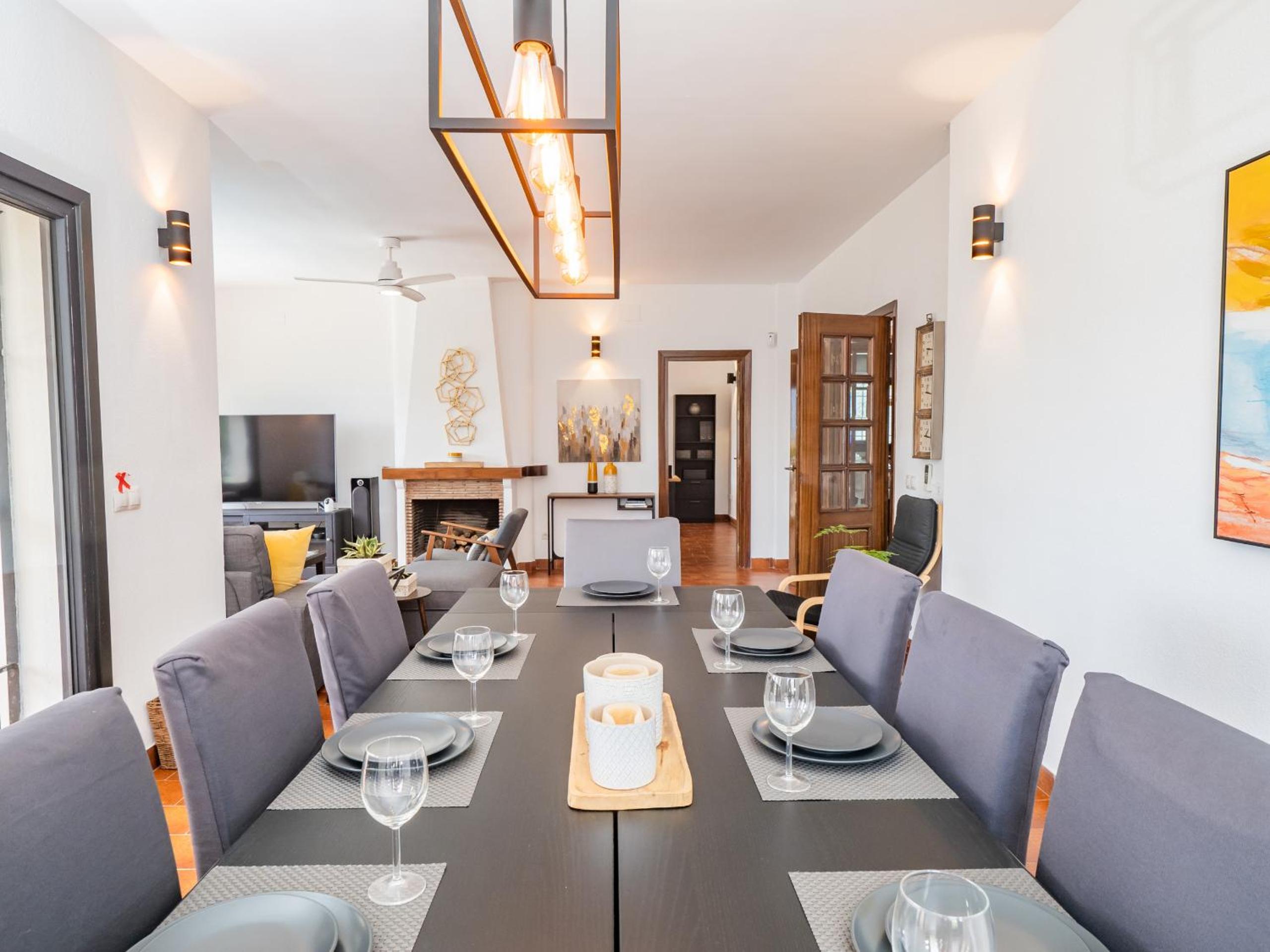 Cubo's Beach Front Villa Benalmadena