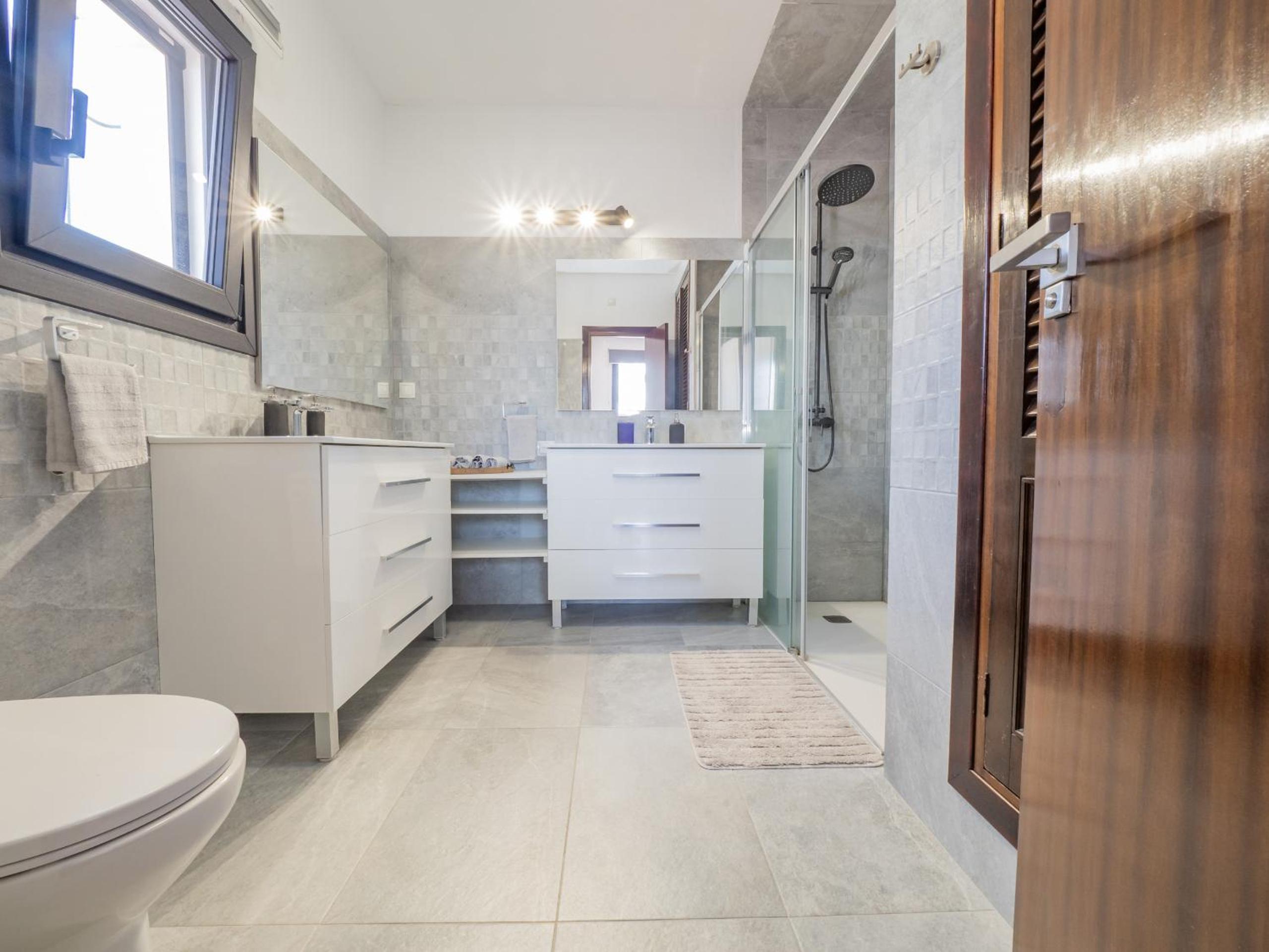 Cubo's Beach Front Villa Benalmadena