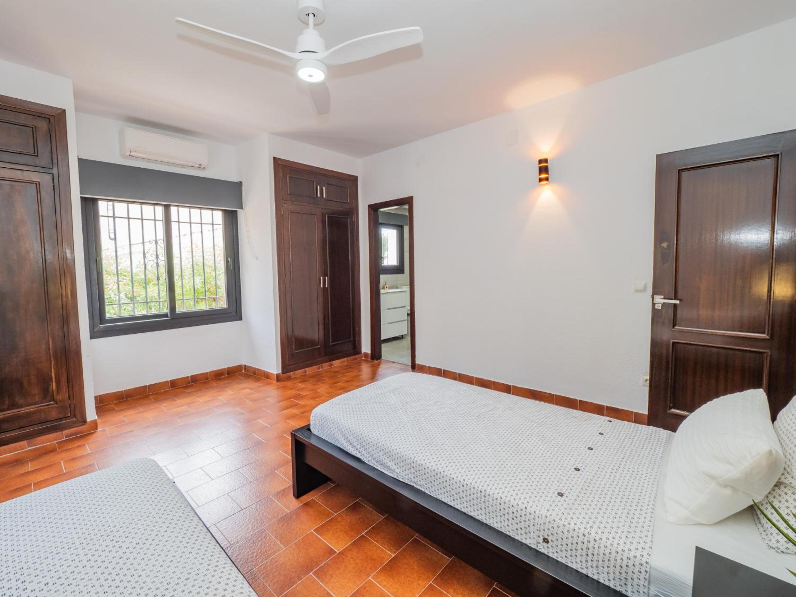 Cubo's Beach Front Villa Benalmadena