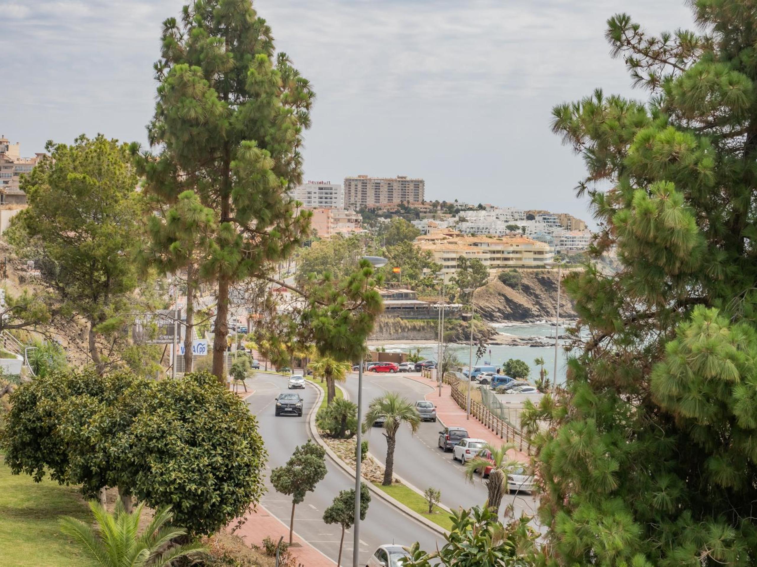 Cubo's Beach Front Villa Benalmadena