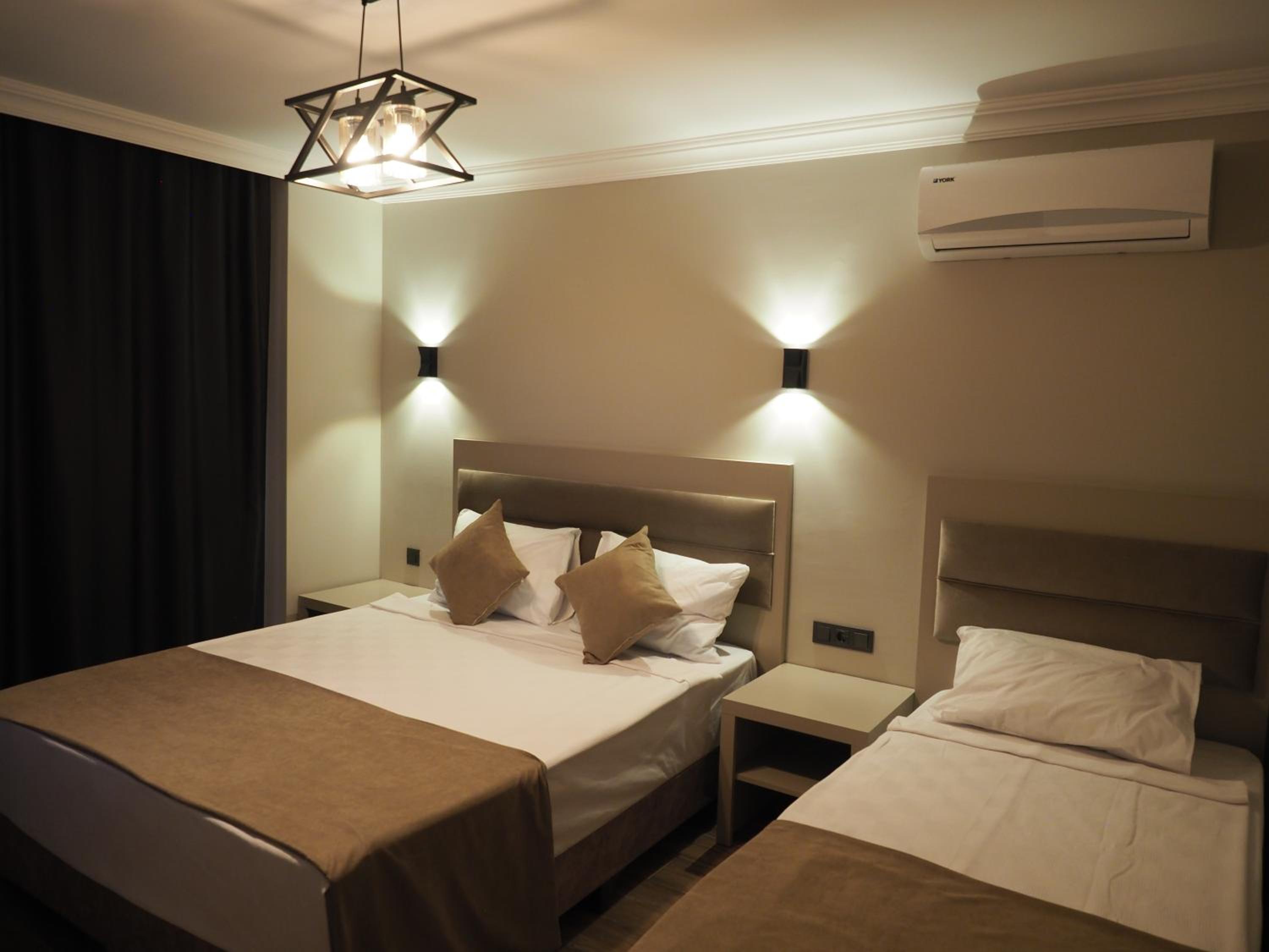 ZENİA OTEL - Image 7