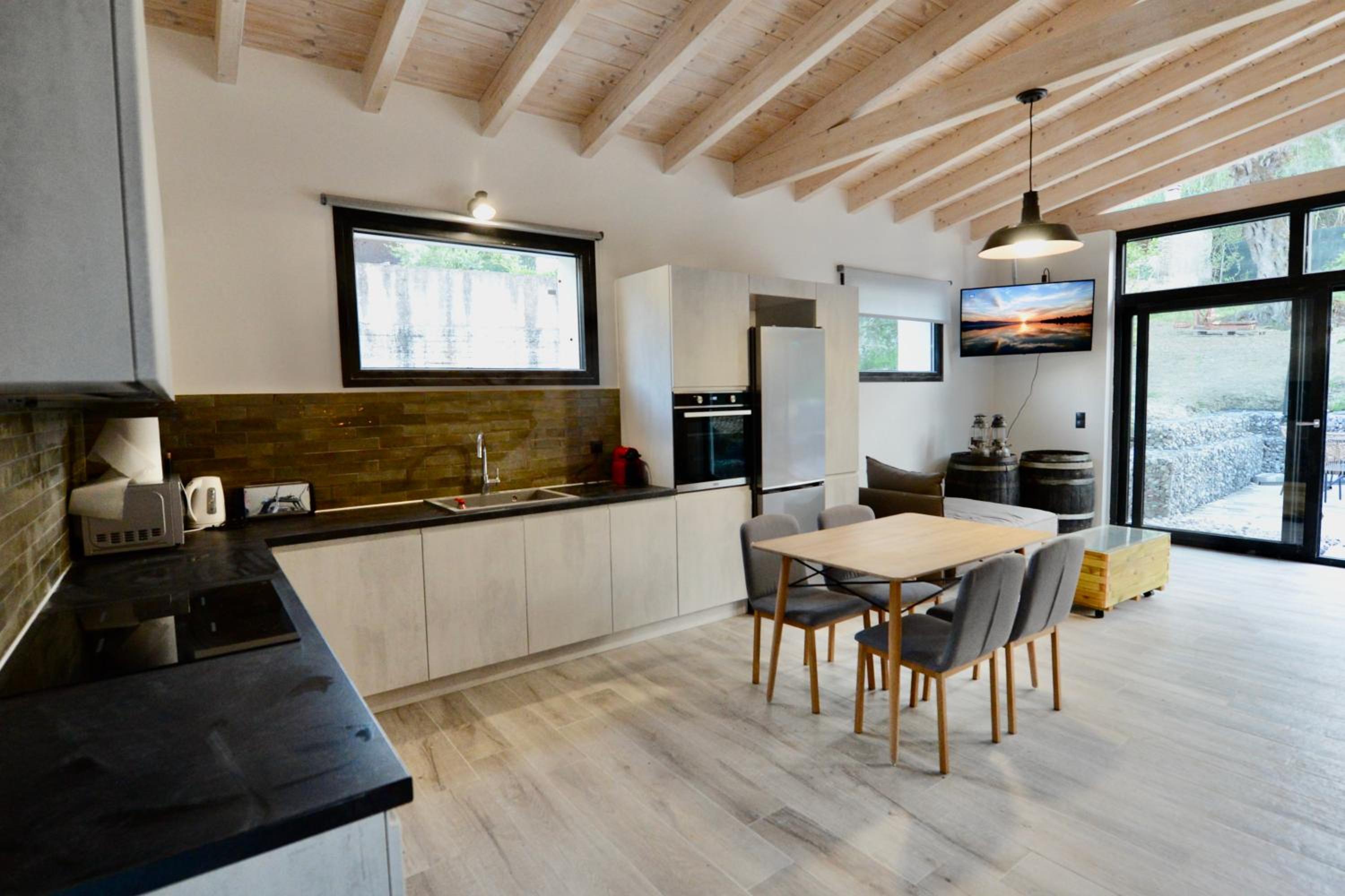Stablus house